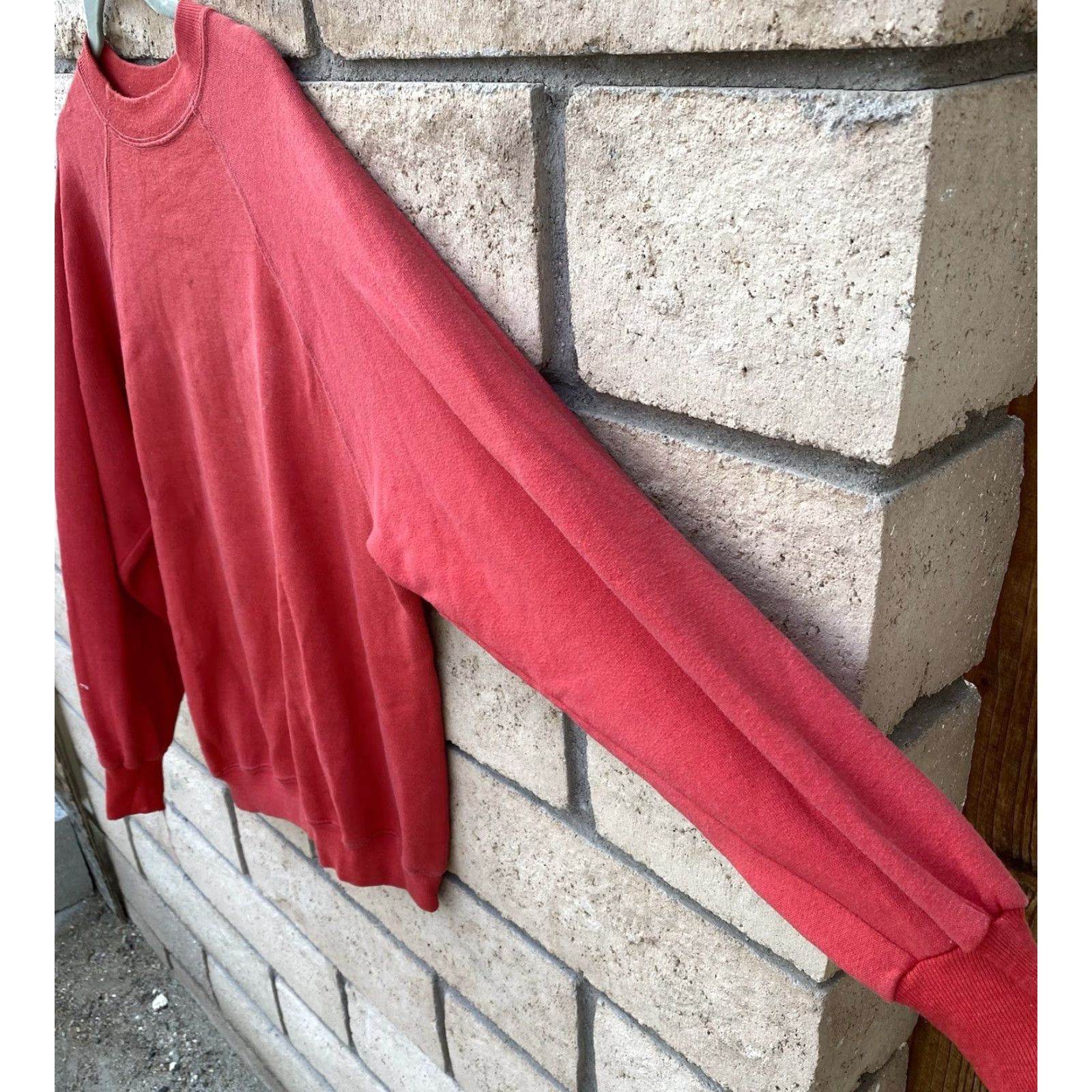 Sears VINTAGE Sears Sportswear Raglan Sweatshirt Worn Stains Sweatshirt Red XL Men Size US XL / EU 56 / 4 - 5 Thumbnail