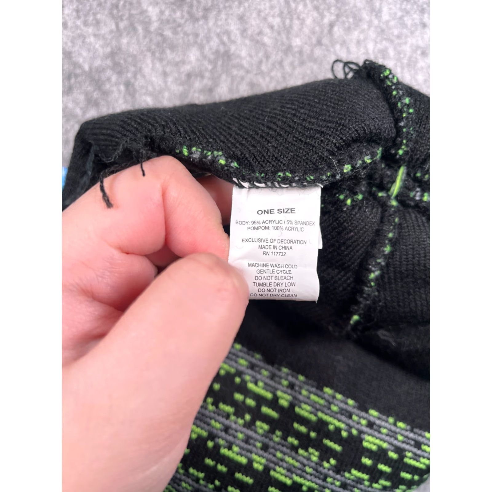 ZeroXposur ZeroXposur Beanie Adult One Size Black Green Gray Stripe Acrylic Blend Knit Unisex Outdoors Ski Winter Size ONE SIZE - 8 Thumbnail