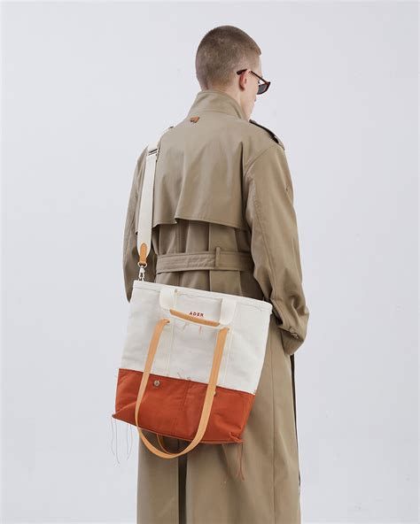 Other Tote / Massager Bag Size ONE SIZE - 1 Thumbnail