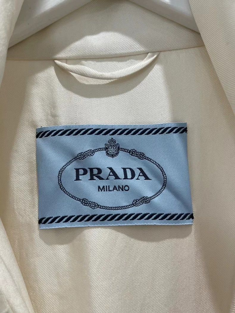 Prada Prada Iron triangle silk zipper jacket 2501-Nextarrow Size US XS / EU 42 / 0 - 7 Thumbnail