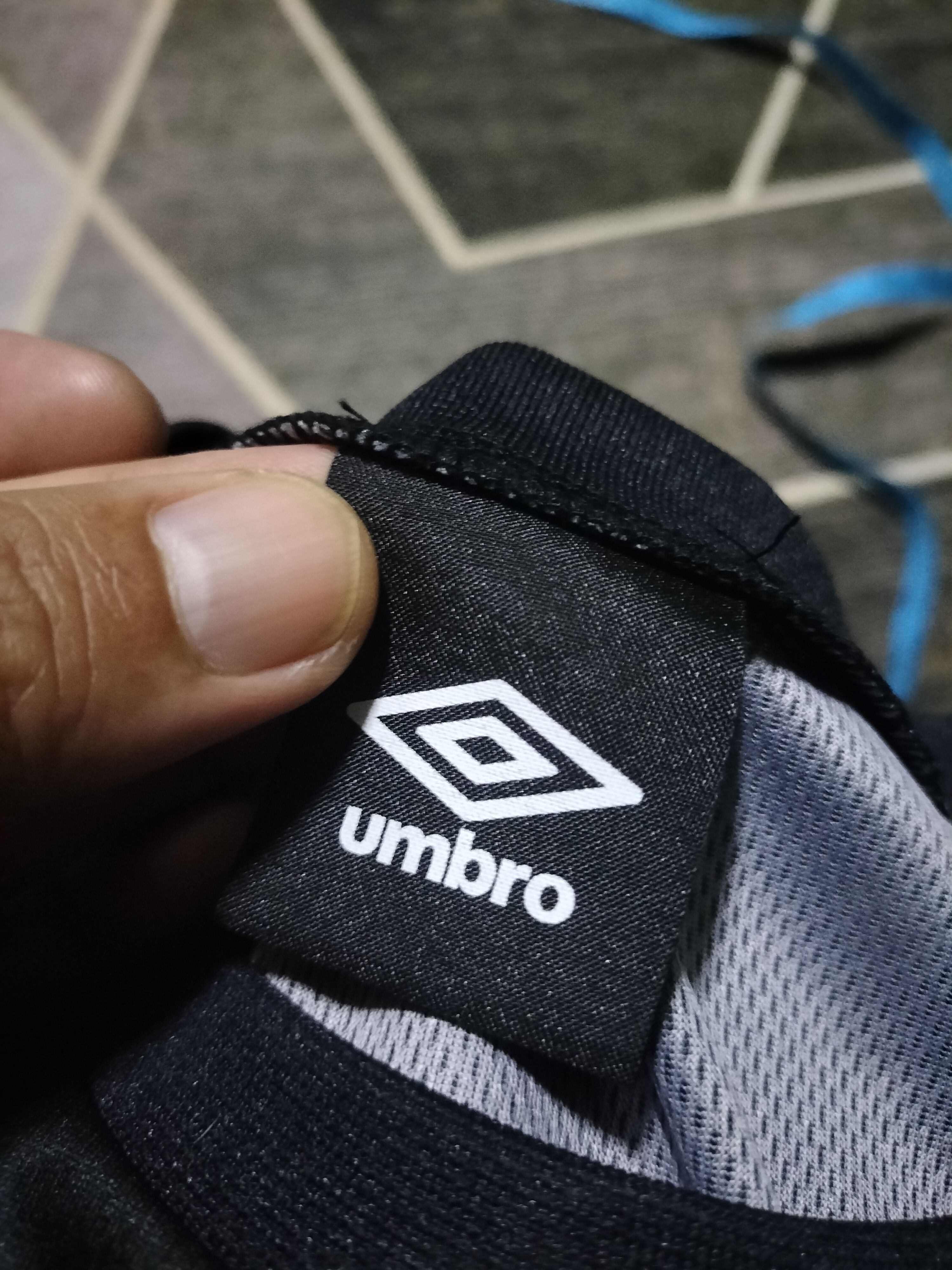 Umbro Umbro Gamba Osaka Rare Special Edition Sanfrecce Hiroshima Size US M / EU 48-50 / 2 - 4 Thumbnail