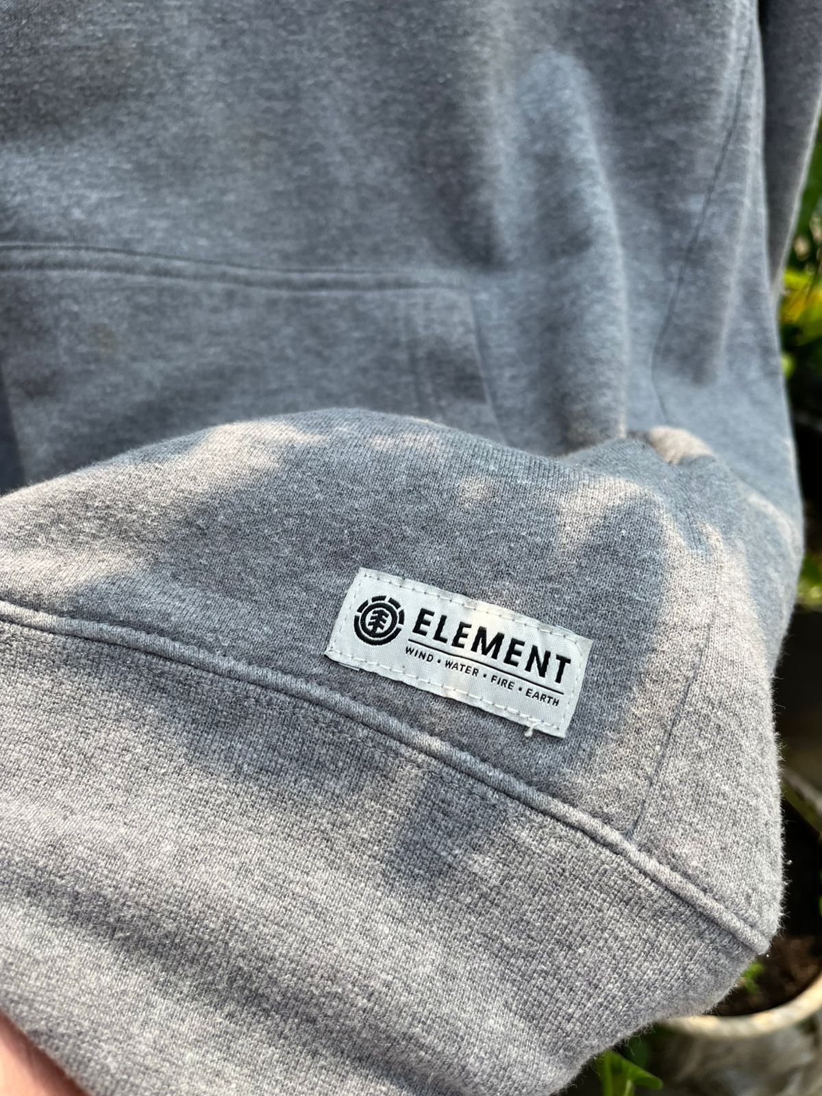 Element Hoodie Element Hold it down wolf head graphic tee tshirt Size US L / EU 52-54 / 3 - 6 Thumbnail
