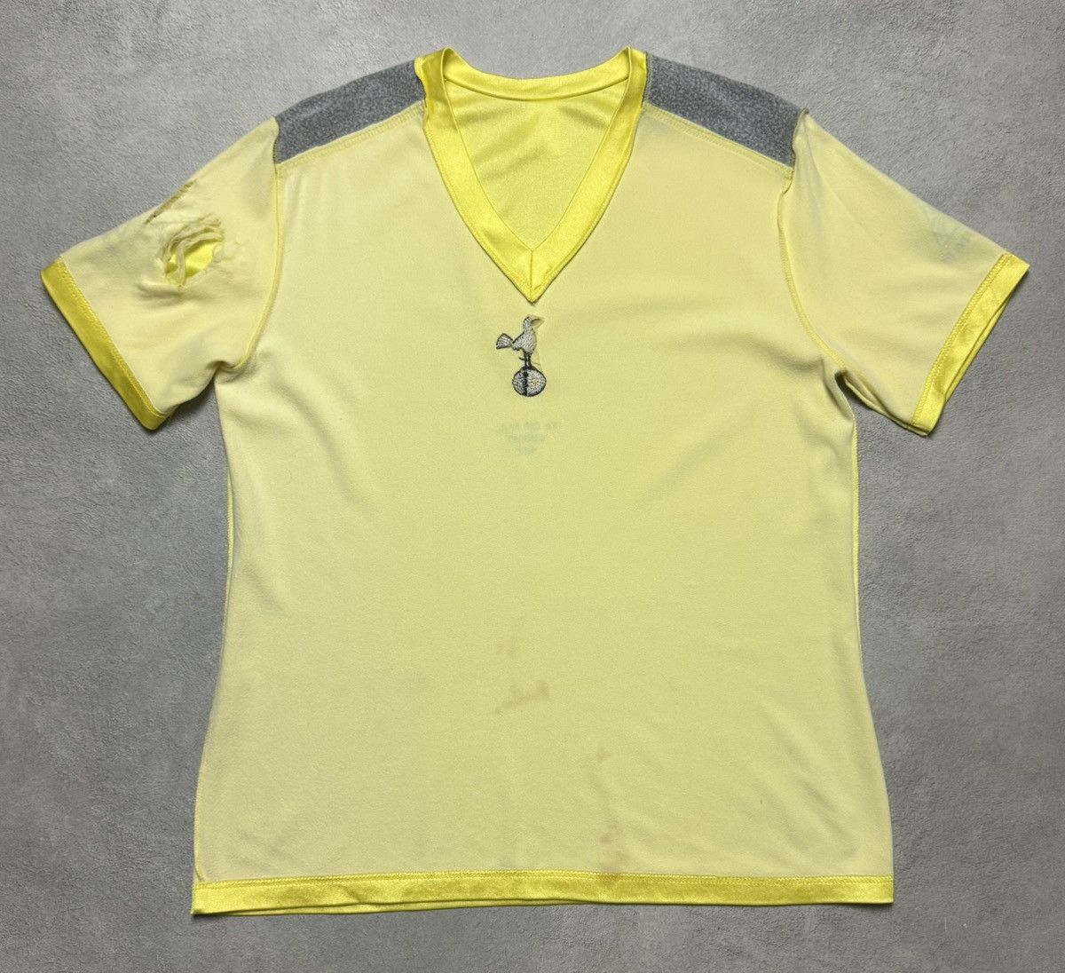 Le Coq Sportif Tottenham Hotspur 1981 1982 Away Shirt Jersey Le Coq Sportif Size US M / EU 48-50 / 2 - 16 Thumbnail