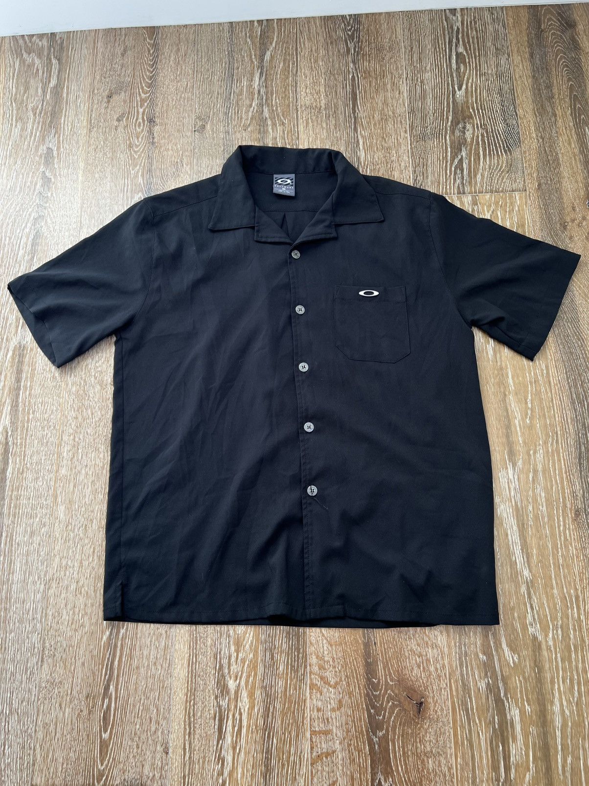 Oakley Vintage y2k Oakley Software Button Up Shirt Size US S / EU 44-46 / 1 - 1 Thumbnail