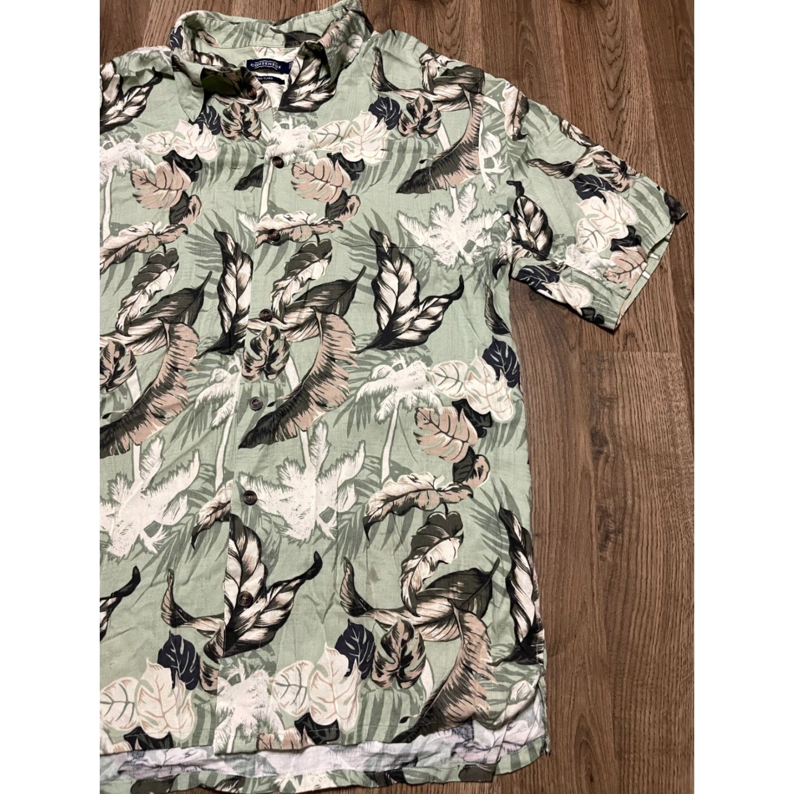 Vintage Consensus Button-Up Shirt, Men's Large Tall, Green Tan, Hawaiian, Casual Floral, Short Sleeve, Collared, Fall Spring Summer, Mens Size US L / EU 52-54 / 3 - 4 Thumbnail