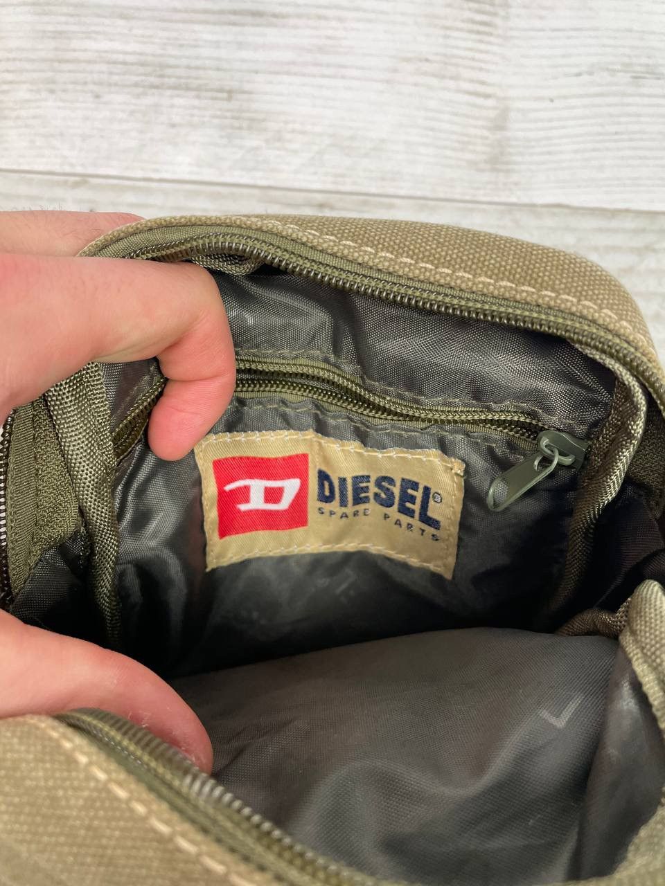 Diesel Vintage Diesel Messenger Bag Shoulders Y2K Leather Size ONE SIZE - 10 Thumbnail