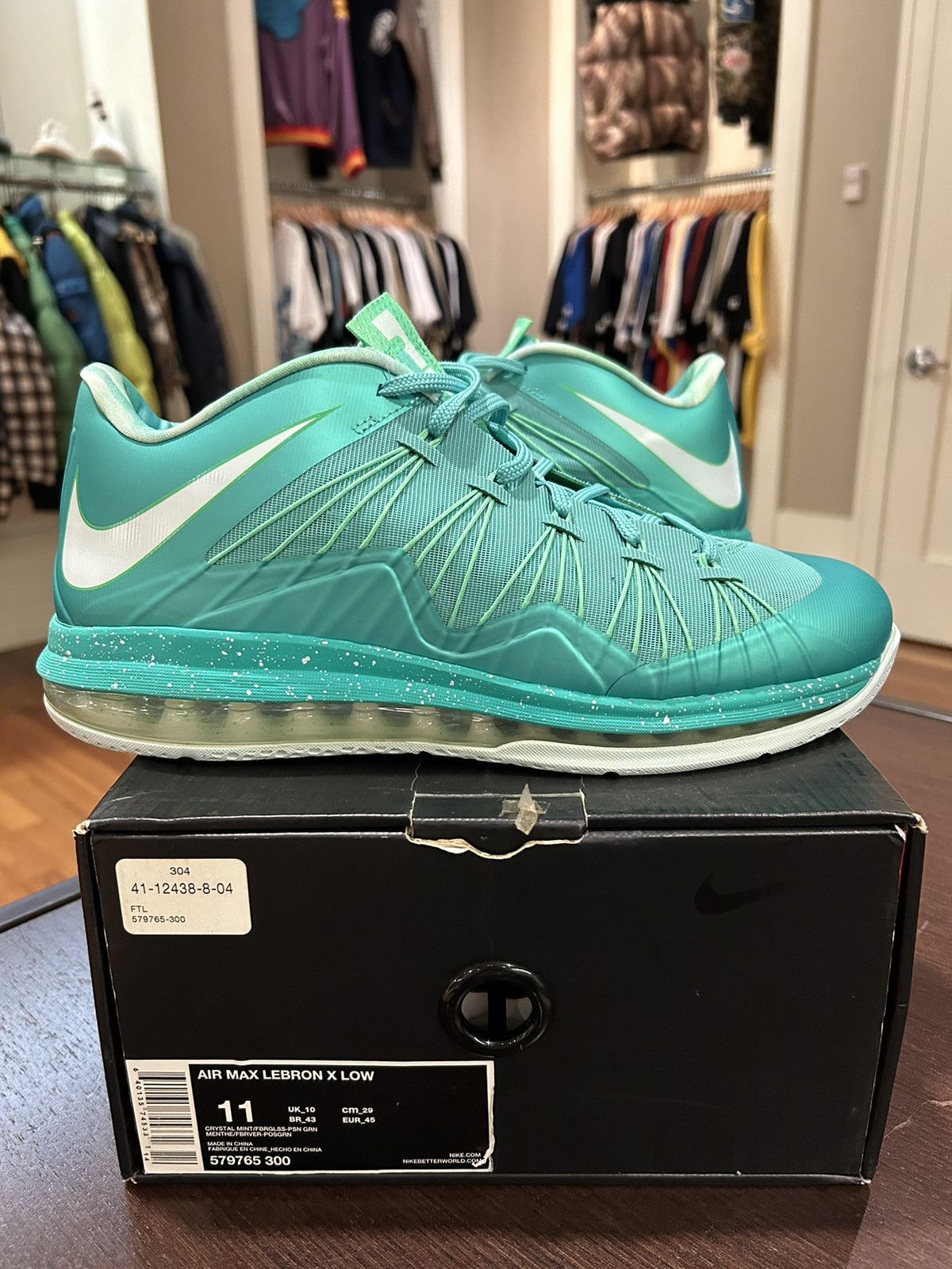 Nike Nike LeBron X Low Easter Size US 11 / EU 44 - 2 Thumbnail