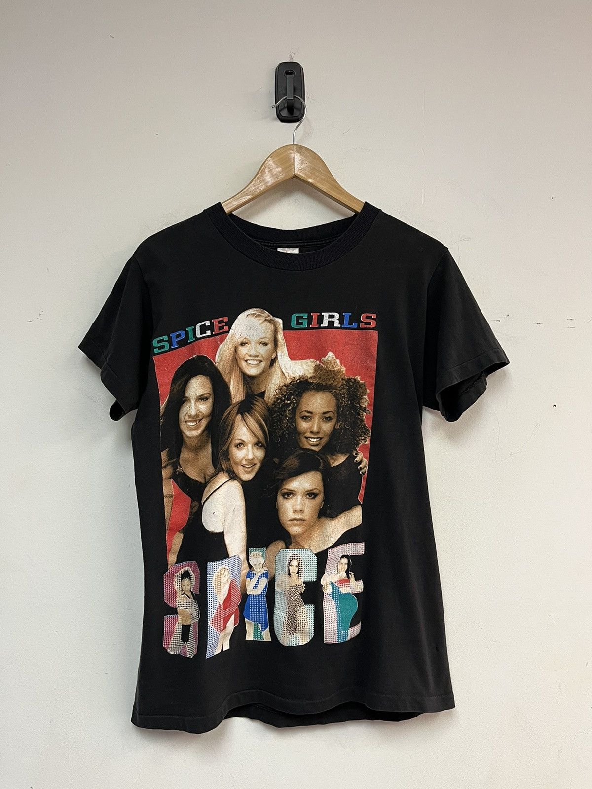 Vintage 90’s Spice Girls Rap Tee Size US M / EU 48-50 / 2 - 1 Thumbnail
