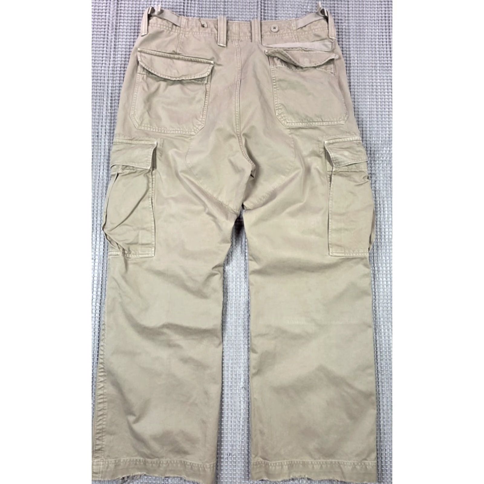 Gap VINTAGE Gap Cargo Pants Mens 36x30 Baggy Military Army Beige 90s Y2K Grunge Hip Hop Skater Cargo Pants Mens Beige Size US 36 / EU 52 - 2 Thumbnail