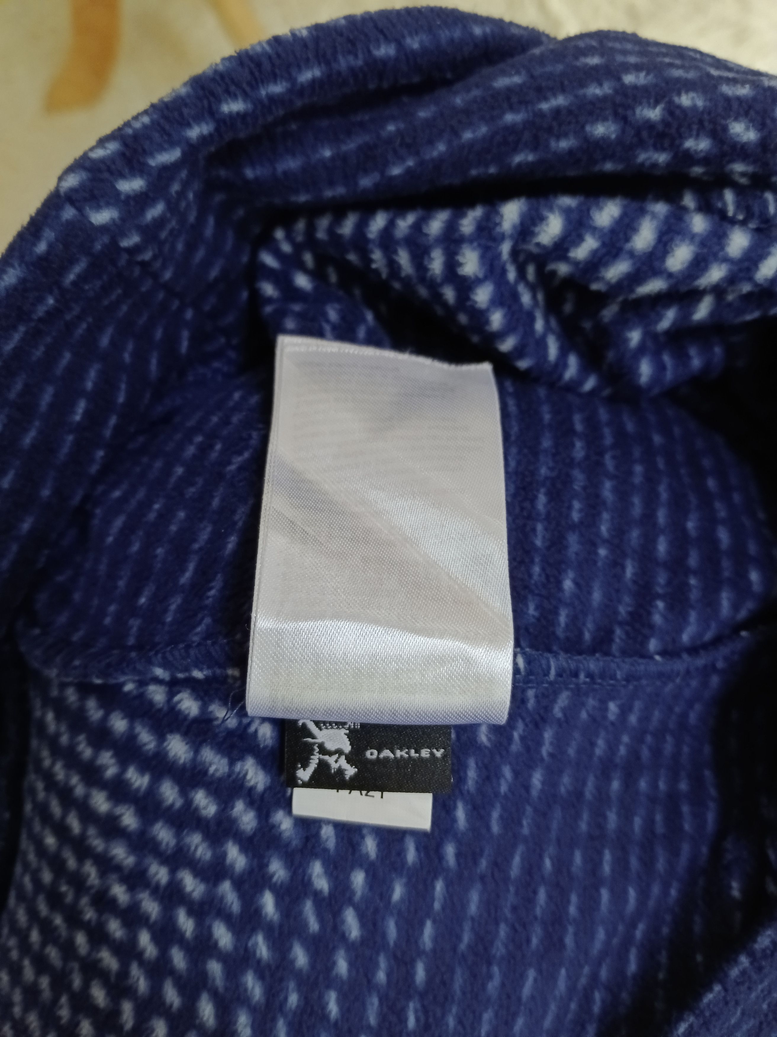 Oakley OAKLEY FLEECE TURTLENECK Size US M / EU 48-50 / 2 - 6 Thumbnail