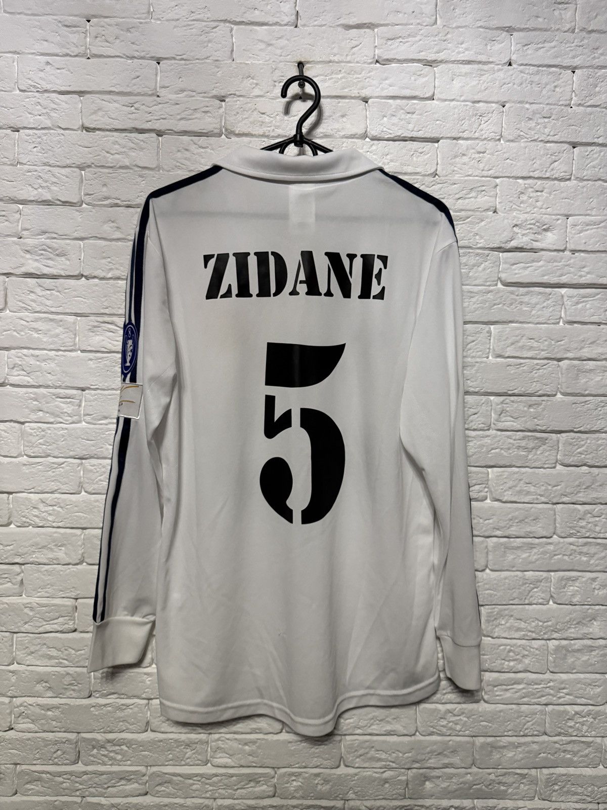 Adidas RARE Zidane Real Madrid Adidas Jersey Longsleeve 02/03 Size US M / EU 48-50 / 2 - 15 Thumbnail
