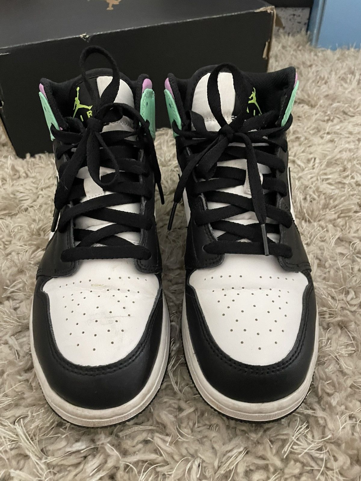Jordan Brand Jordan 1 Mid Gs Pastel Size US 6.5 / EU 39-40 - 4 Thumbnail