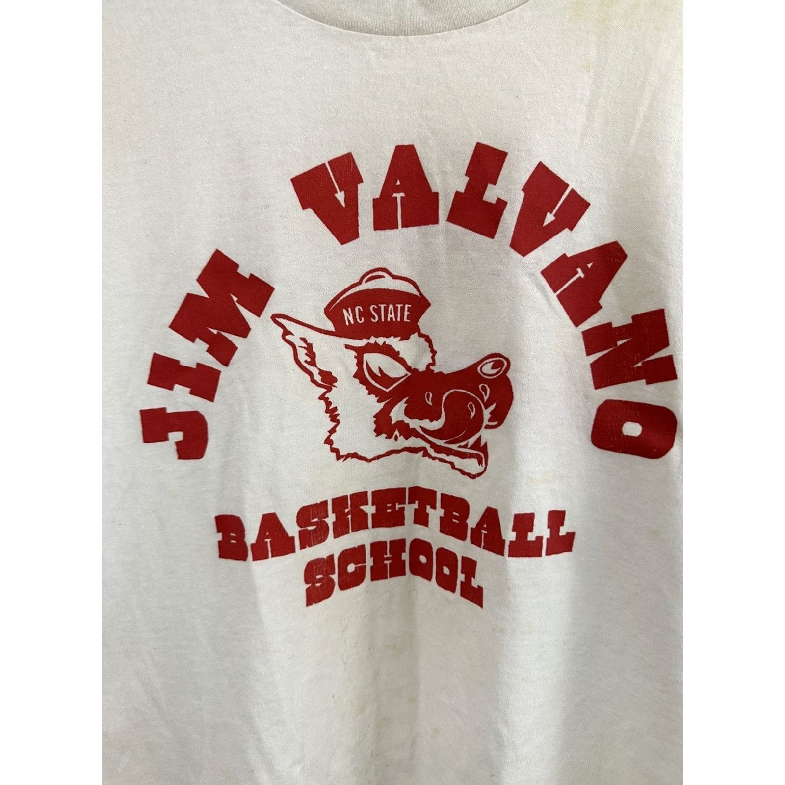 Nike Nike Swoosh T-Shirt Men XS Cream RARE VTG Jim Valvano Basketball School NC State Wolfpacks ACC NCAA Basketball Mens Shirts Size US S / EU 44-46 / 1 - 4 Thumbnail