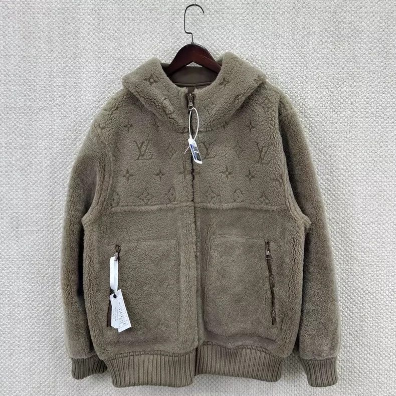 Louis Vuitton Louis Vuitton Lambswool jacket Size US L / EU 52-54 / 3 - 1 Thumbnail