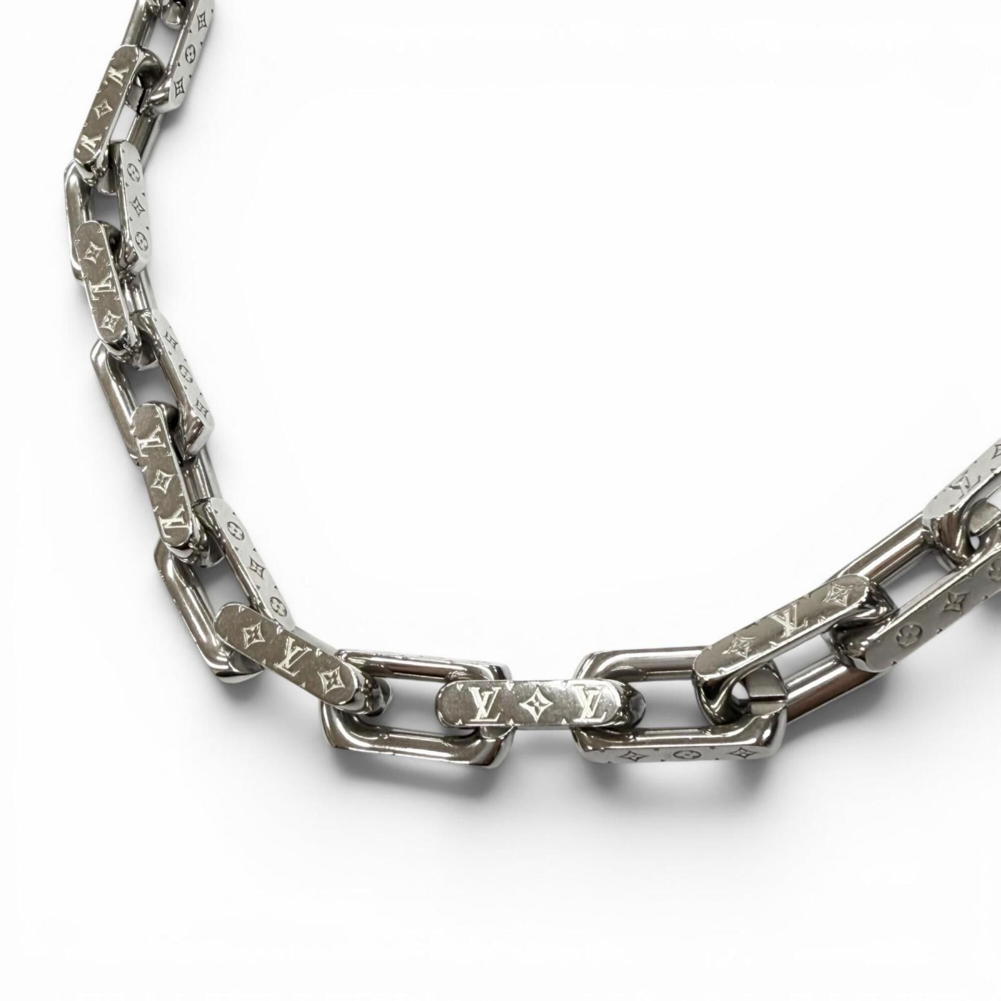 Louis Vuitton LOUIS VUITTON M00307 Collier Chain Monogram Necklace, Silver, Made in Italy, Men's Accessory, Comes with Box and Dust Bag. Size ONE SIZE - 1 Thumbnail