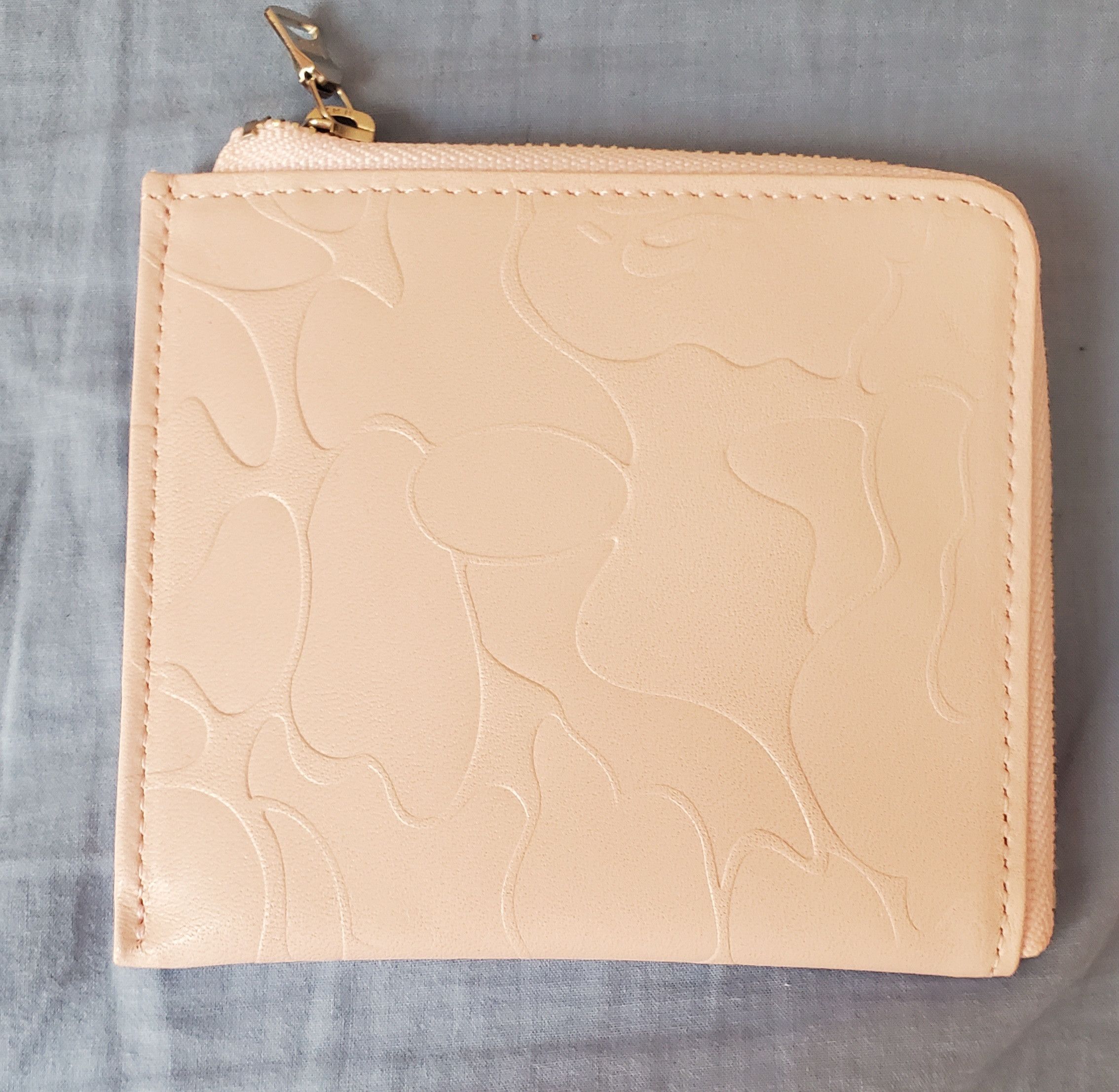 Bape light pink embossed camo wallet Size ONE SIZE - 1 Thumbnail