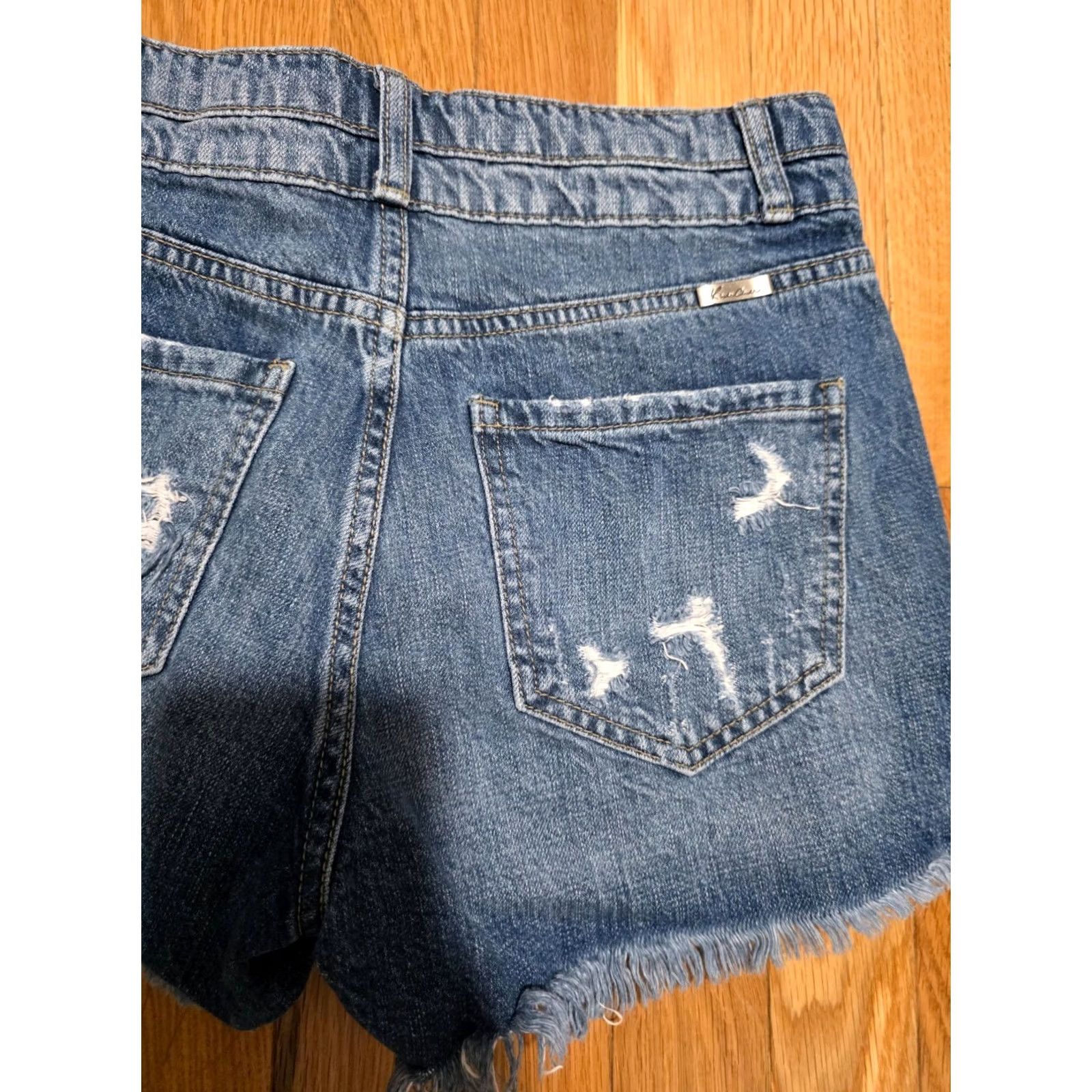 Vintage KanCan Cut-Off Shorts Womens XS Blue Denim 100% Cotton 5-Pockets Distressed Vintage No Size 26" / US 2 / IT 38 - 7 Thumbnail