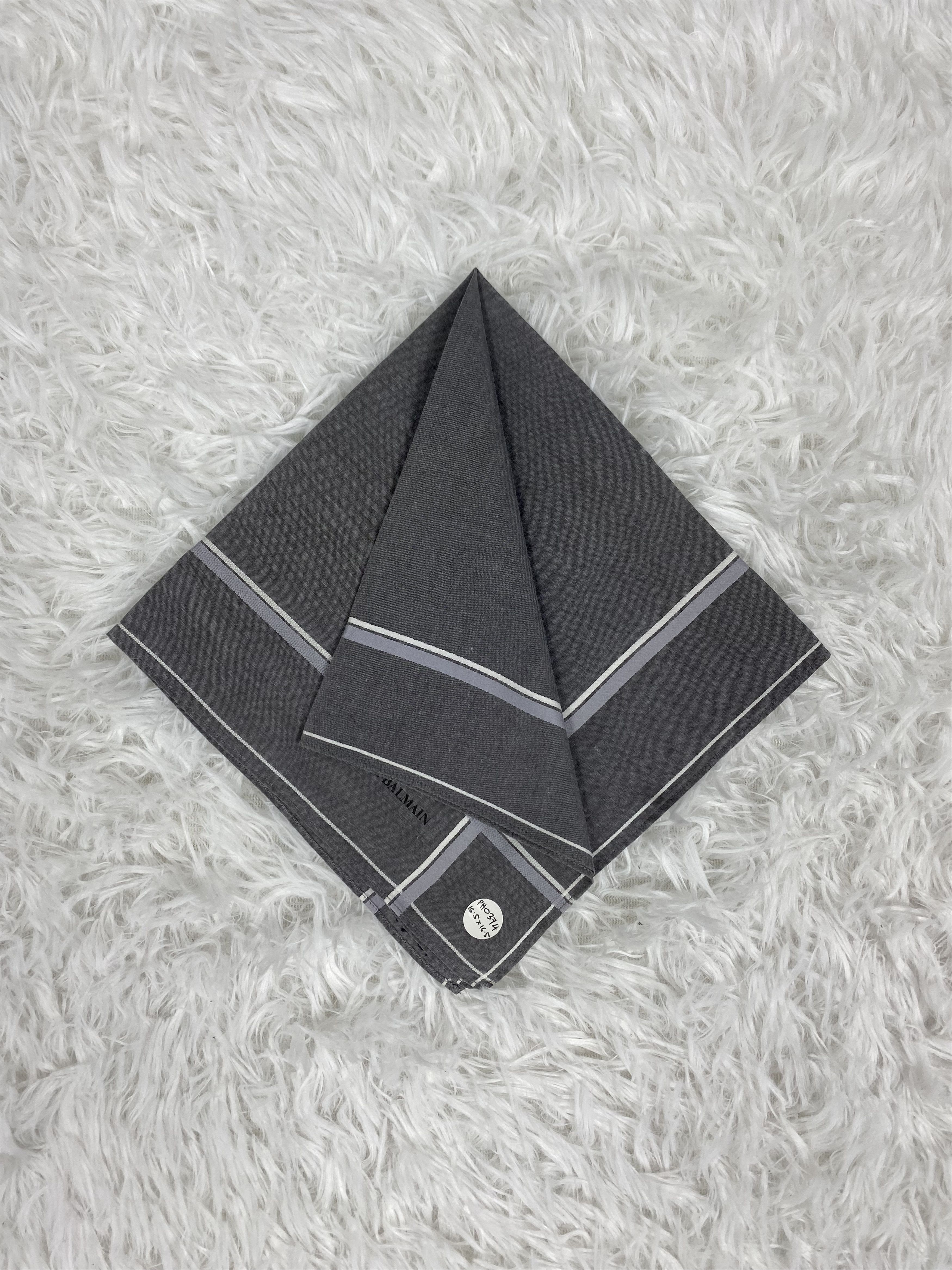 Pierre Balmain Vintage Pierre Balmain Handkerchief Neckerchief PH0374 Size ONE SIZE - 1 Thumbnail