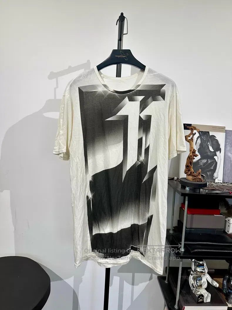 Boris Bidjan Saberi Boris Bidjan Saberi T1S Basic Short-Sleeve Base T-Shirt| Size US L / EU 52-54 / 3 - 1 Thumbnail