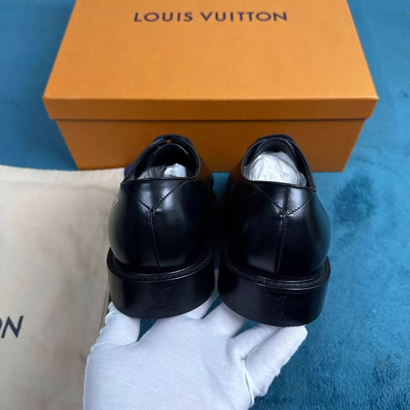 Louis Vuitton LV Voltaire ECG Graffiti Leather Shoes Black Size US 8.5 / EU 41-42 - 4 Thumbnail