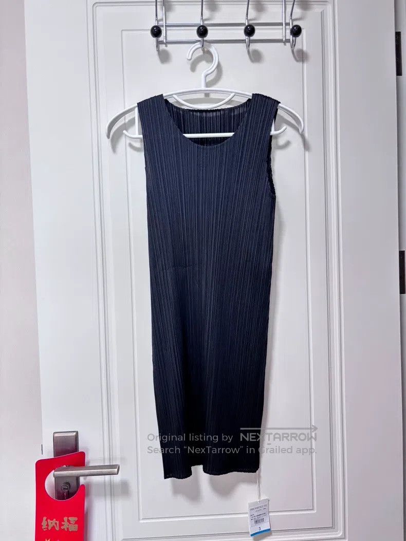 Issey Miyake Issey Miyake Black Pleated Sleeveless Midi Top Size L / US 10 / IT 46 - 1 Thumbnail