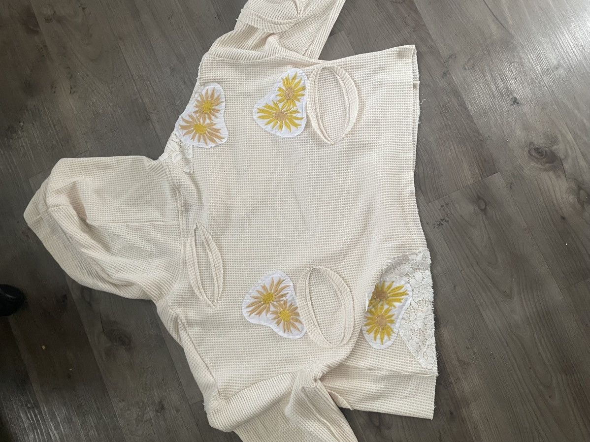 Other Who Decides War Thermal Hooded Pullover in Cream Size S / US 4 / IT 40 - 3 Thumbnail