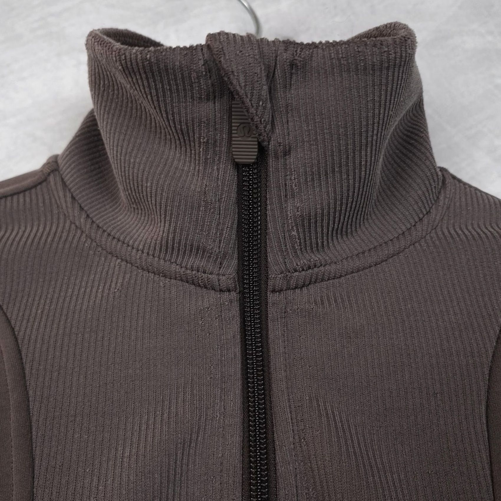 Lululemon Lululemon Sweatshirt Womens 2 Brown Espresso Brushed Softstreme Ribbed Half Zip Pullover Size XS / US 0-2 / IT 36-38 - 2 Thumbnail