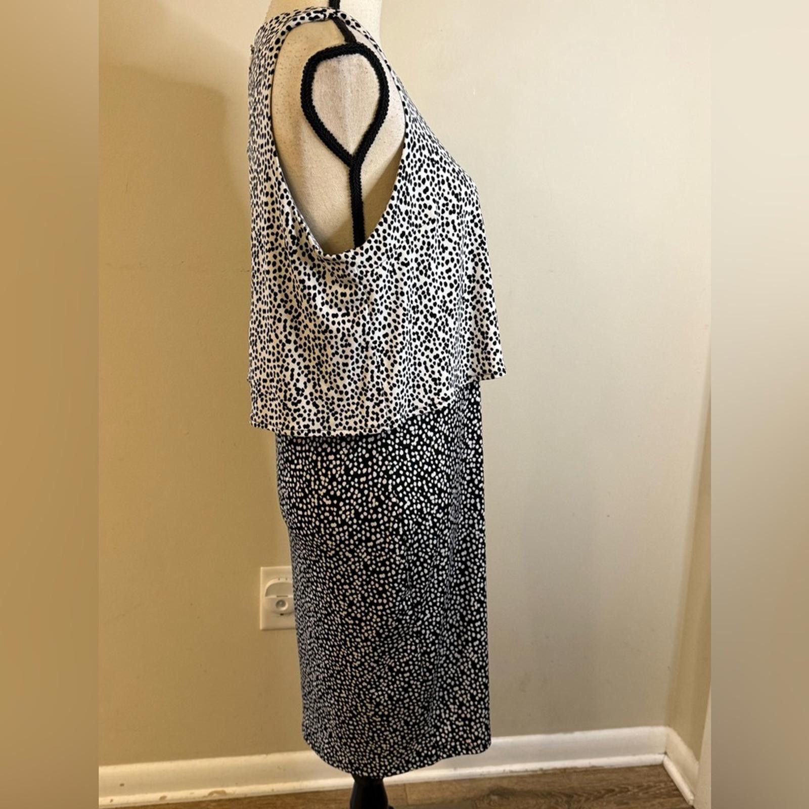 Vince Camuto Vince Camuto black & white polka dot sleeveless midi dress M Size M / US 6-8 / IT 42-44 - 2 Thumbnail