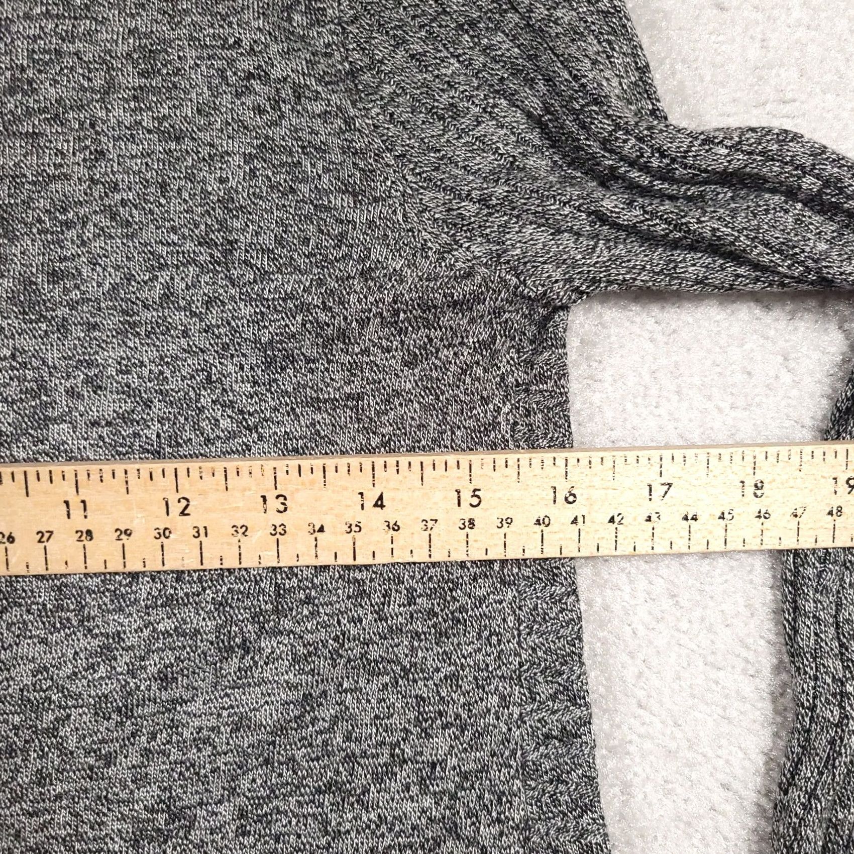 Apt. 9 Apt. 9 Sweater Women's Small Gray Round Neck Slit Stretch Long Sleeve Knit Size S / US 4 / IT 40 - 7 Thumbnail