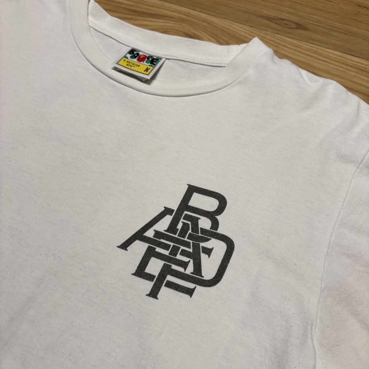 Bape Bape Graffiti Logo Tee Size US M / EU 48-50 / 2 - 3 Thumbnail