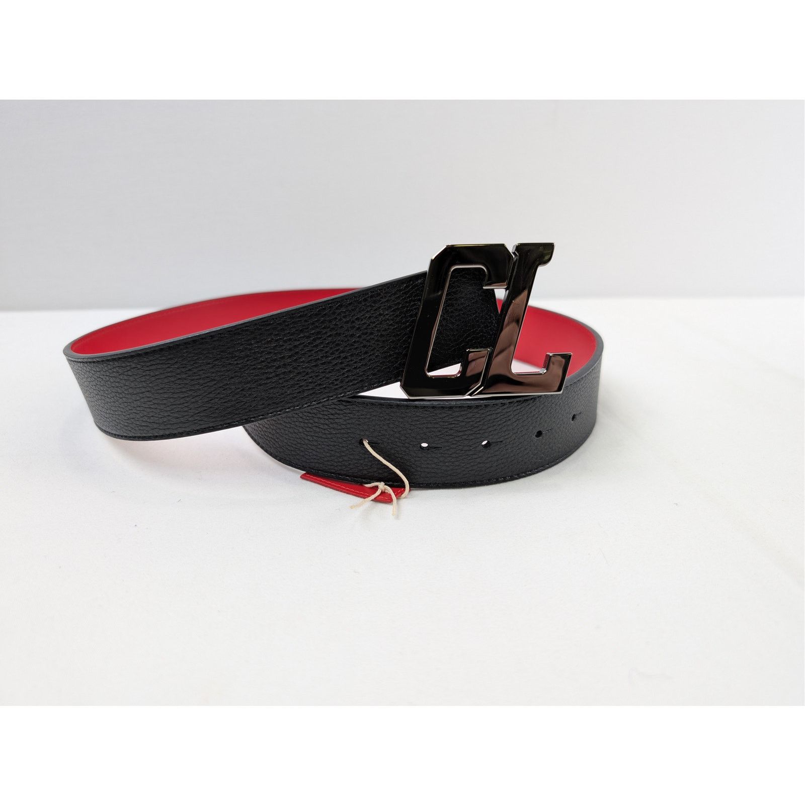 Christian Louboutin o1rshd1 Size: 85 / leather CL Logo belt in black Size 34 - 4 Thumbnail