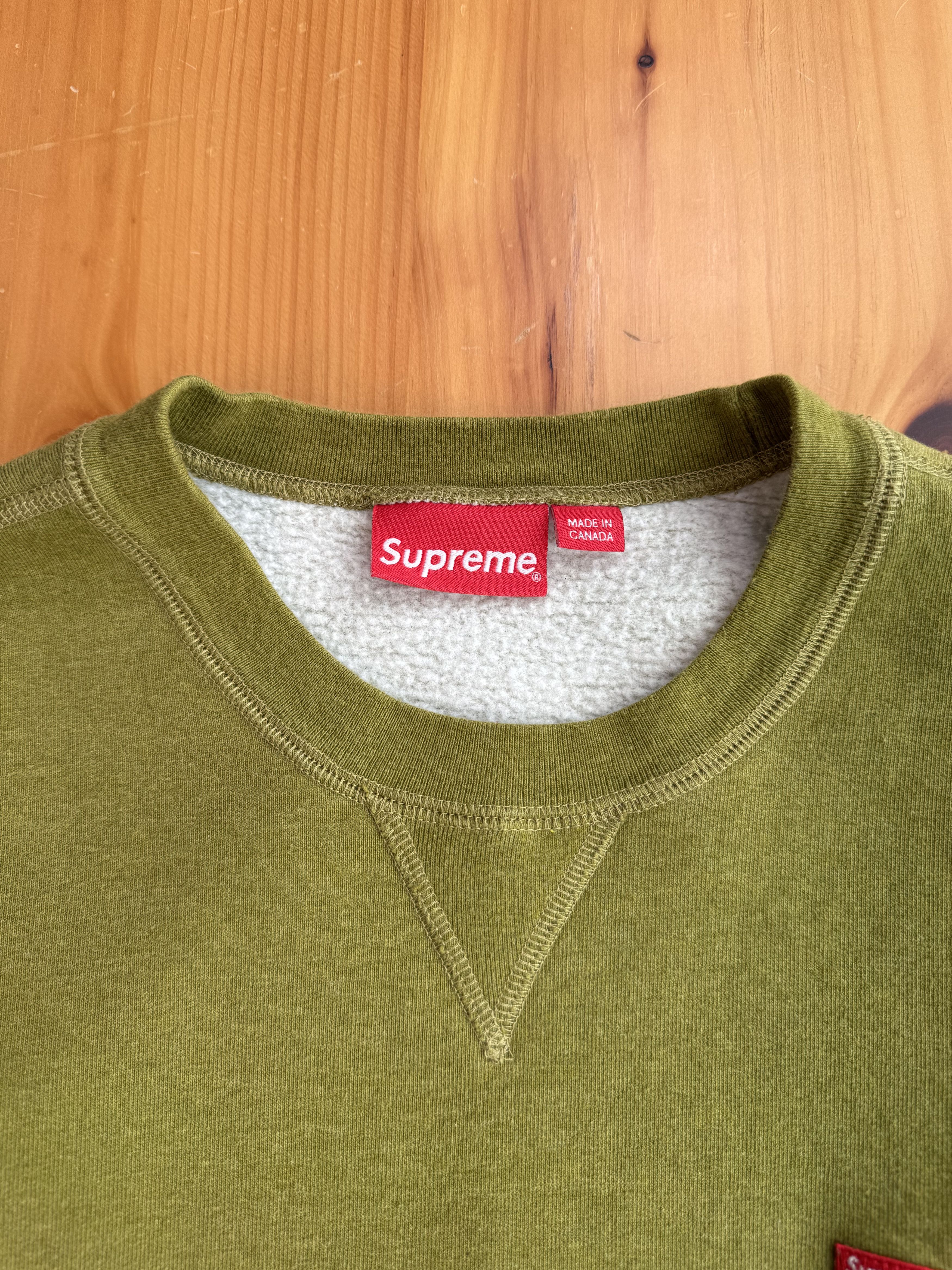 Supreme Supreme Small Box Logo Crewneck Sweatshirt Size US L / EU 52-54 / 3 - 5 Thumbnail