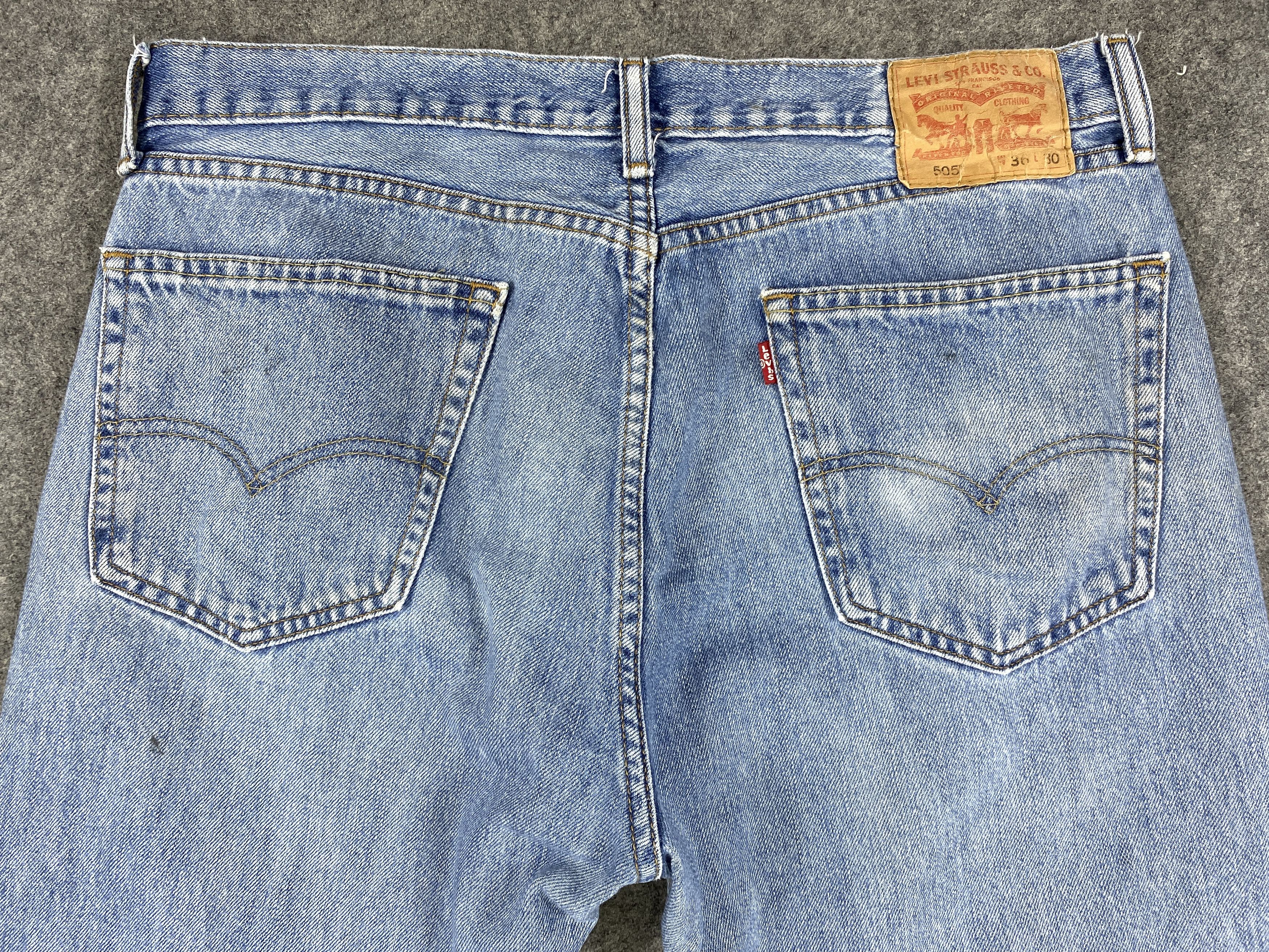 Levi's Mid Blue Vintage Levi's 505 Jeans 36x29.5 Denim -JN1282 Size US 36 / EU 52 - 4 Thumbnail