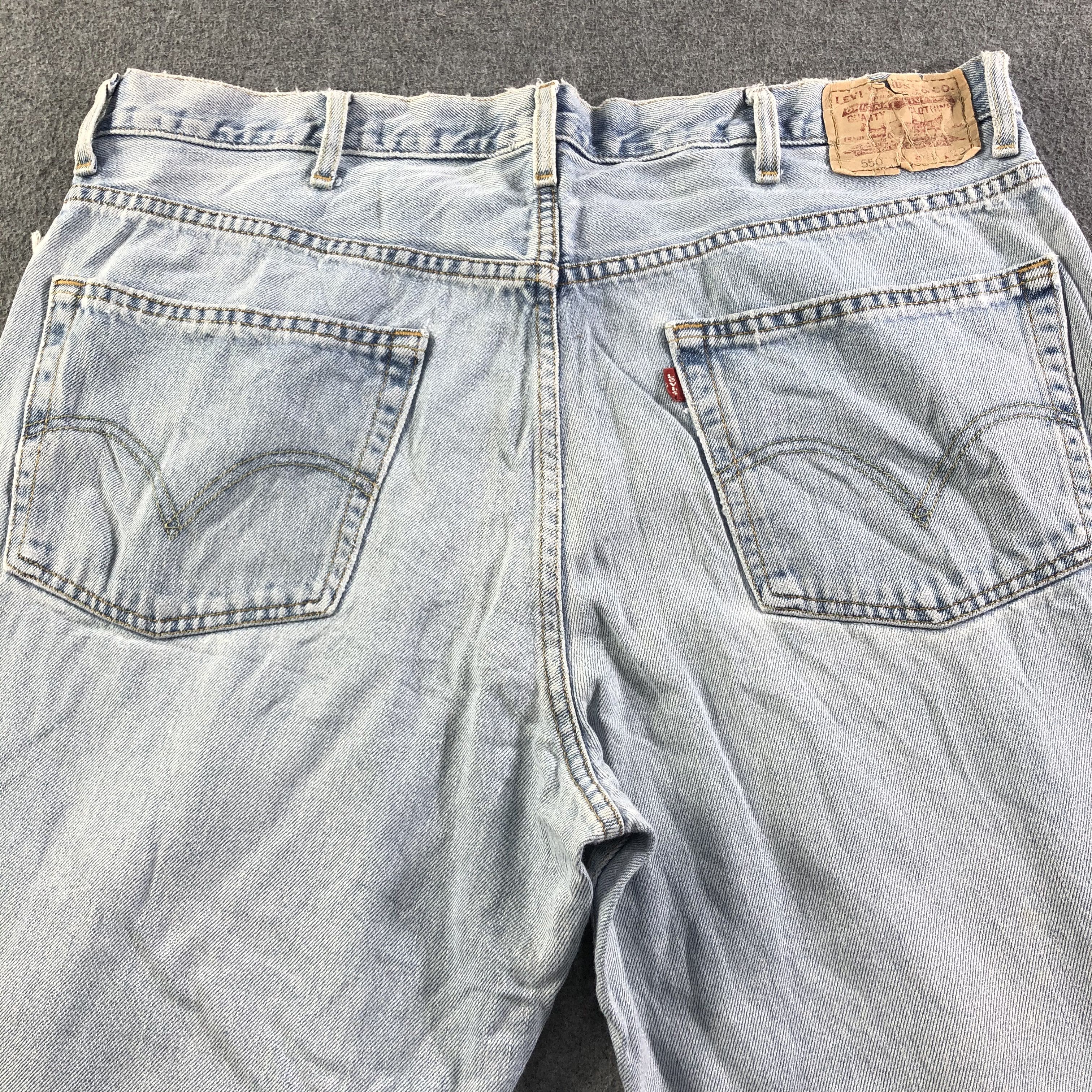 Levi's Vintage Light Wash Levis 550 Jeans-J3217 Size US 39 - 4 Thumbnail