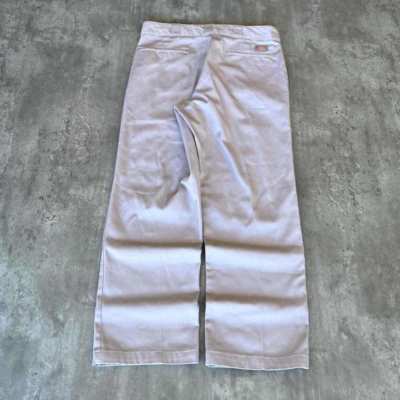 Carhartt × Dickies Dickies Wolf Grey Essential Casual Chino Pants Size US 35 - 2 Thumbnail