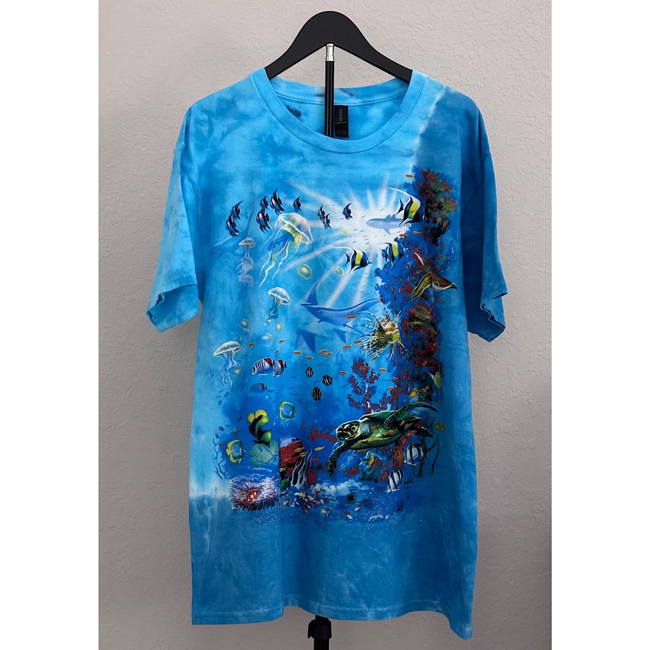 Liquid Blue 2008 Y2K Liquid Blue Ocean Reef Tie-Dye T-Shirt Size L Size US L / EU 52-54 / 3 - 1 Thumbnail
