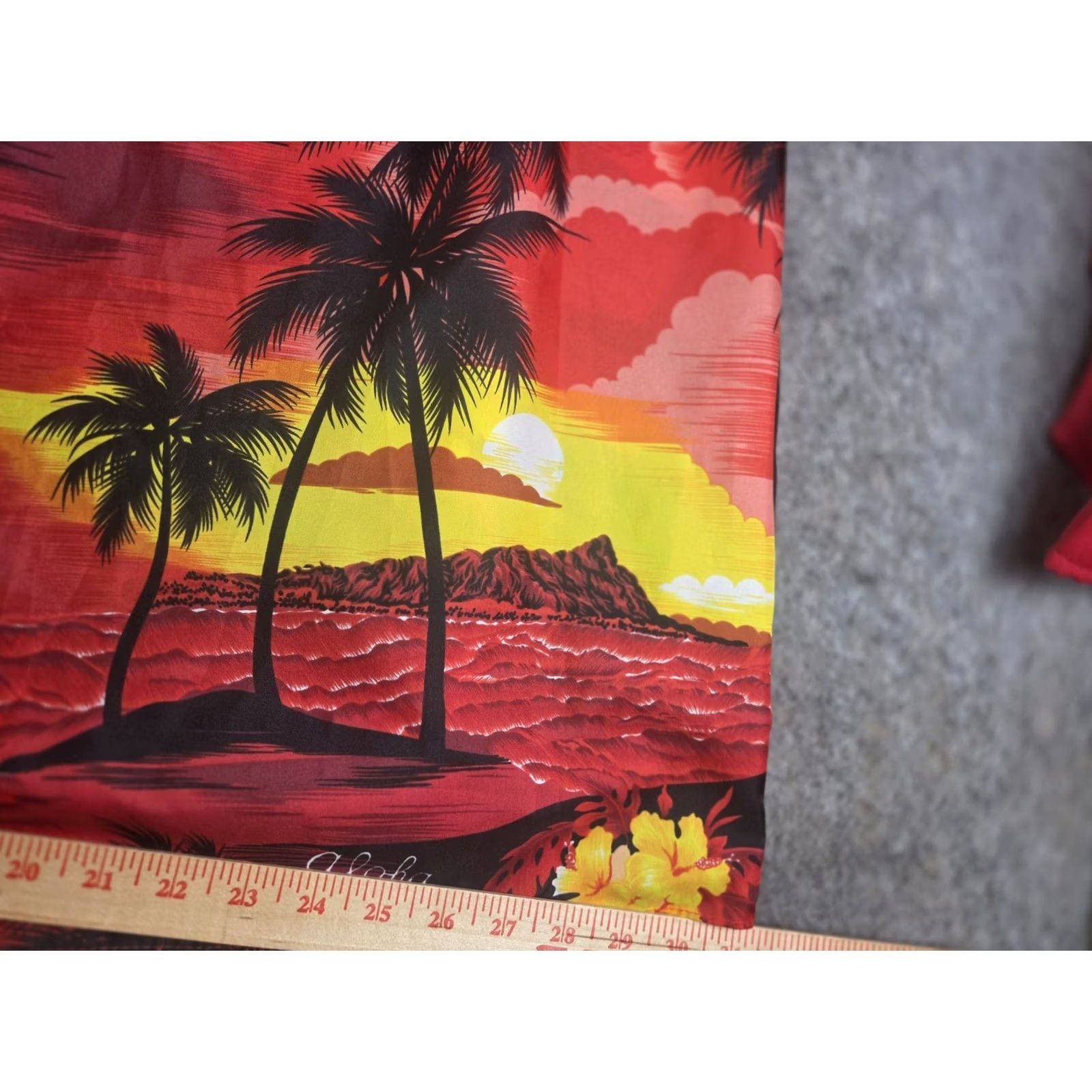 Vintage Vtg Royal Creations Hawaii Dress Sleeveless V-Neck Floral Red Short 42" Smocked Fit & Flare Womens Large Hawaii Aloha Cruisewear USA Size L / US 10 / IT 46 - 7 Thumbnail