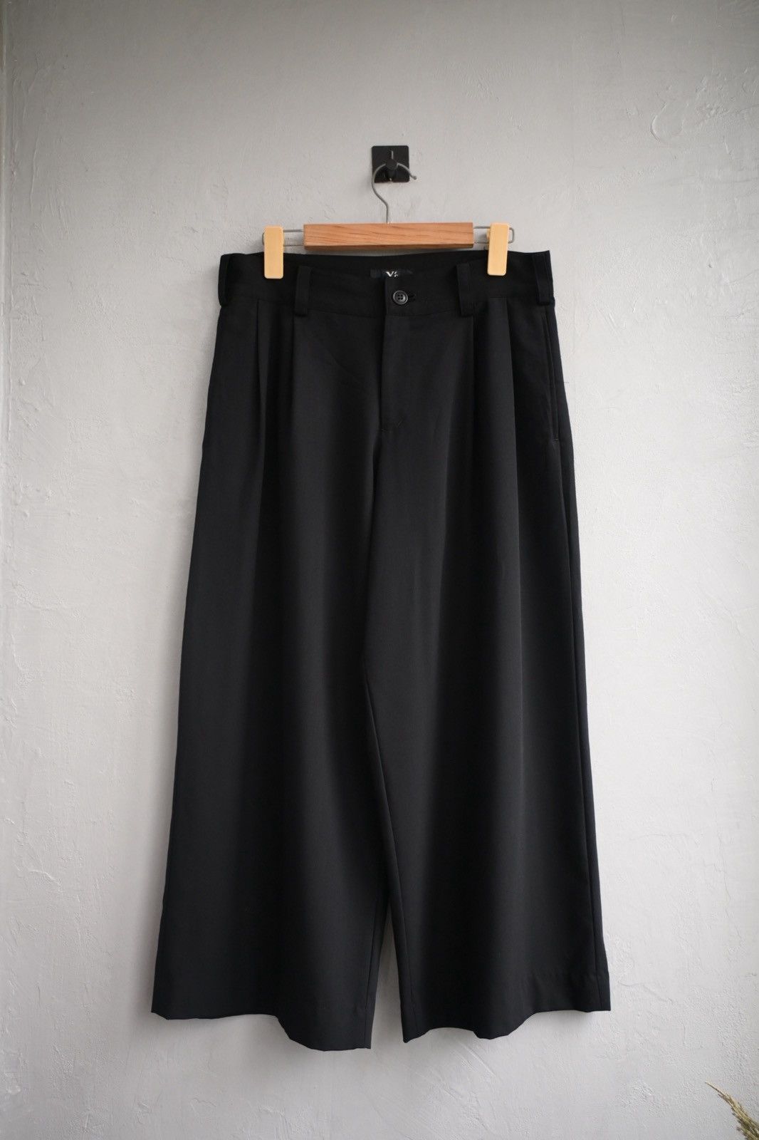 Yohji Yamamoto Yohji Yamamoto 90’s cropped wide-leg wool trousers Size US 30 / EU 46 - 2 Thumbnail
