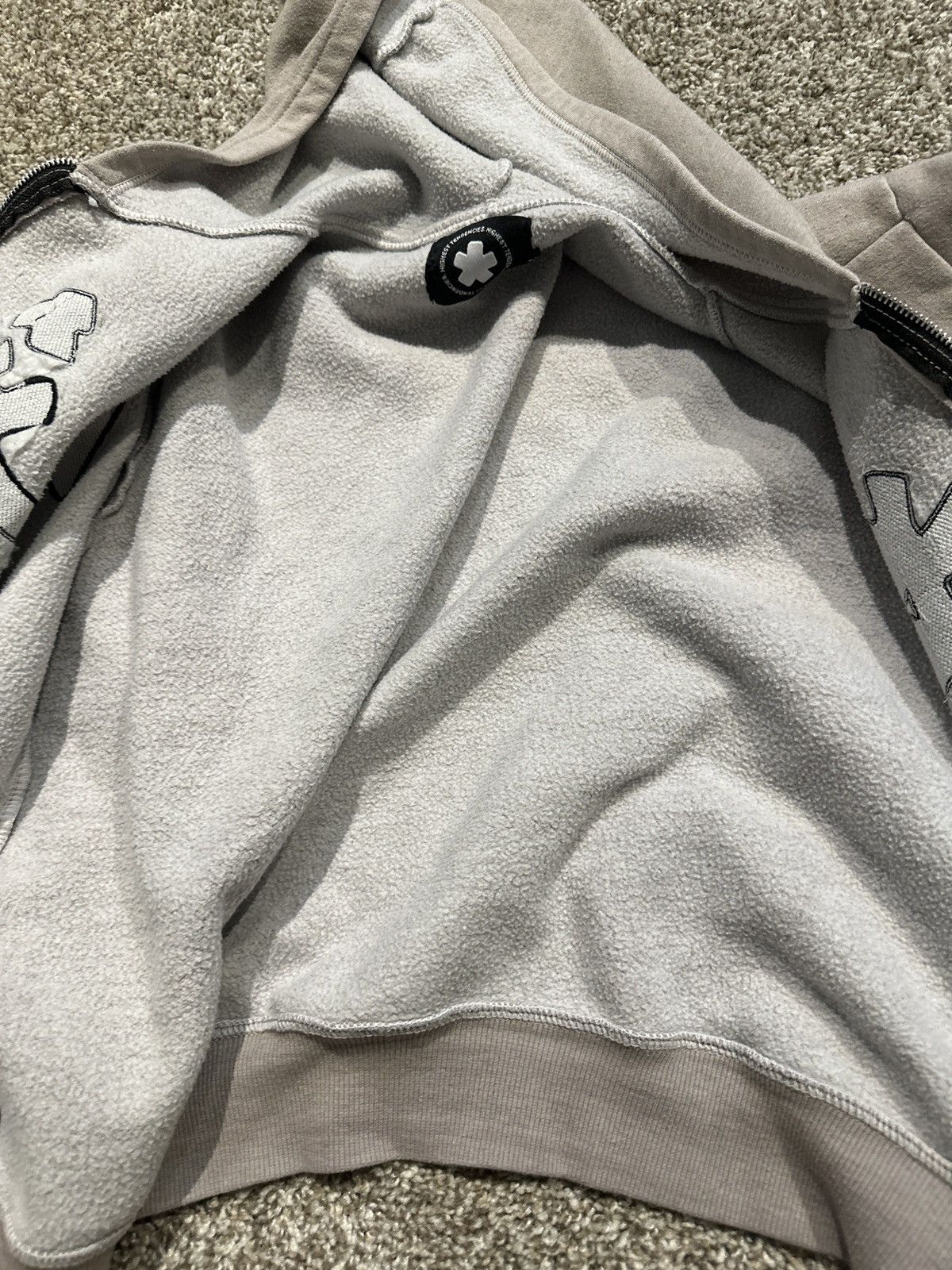 Highest Tendencies Highest tendencies zip up Size US S / EU 44-46 / 1 - 2 Thumbnail