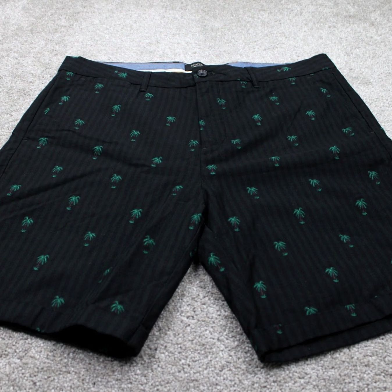 Scotch & Soda Scotch & Soda Chino Shorts Mens 36 Black/Green Island Getaway 9" inseam Size US 36 / EU 52 - 2 Thumbnail