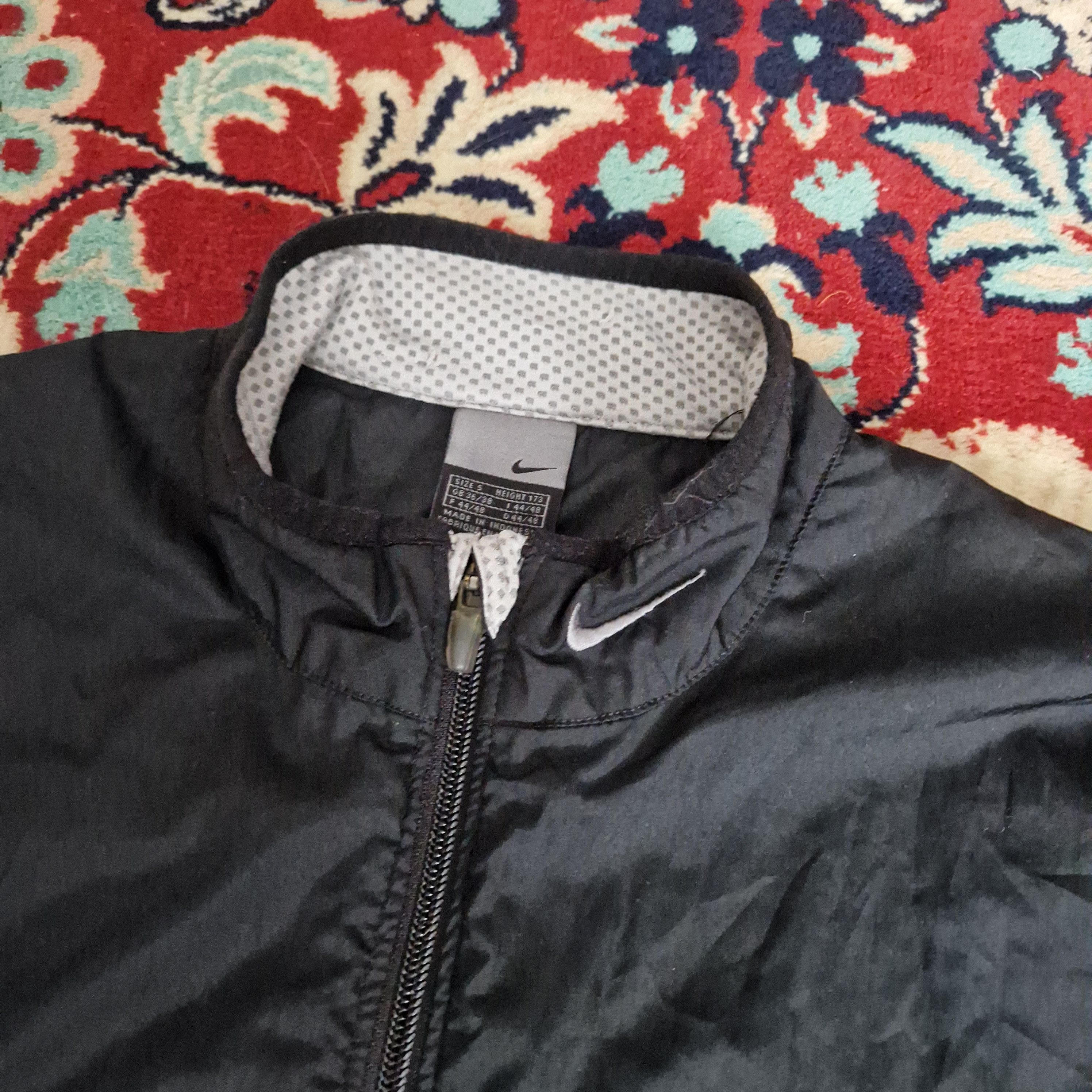 Nike Sports Windbreaker Jacket Size US S / EU 44-46 / 1 - 2 Thumbnail