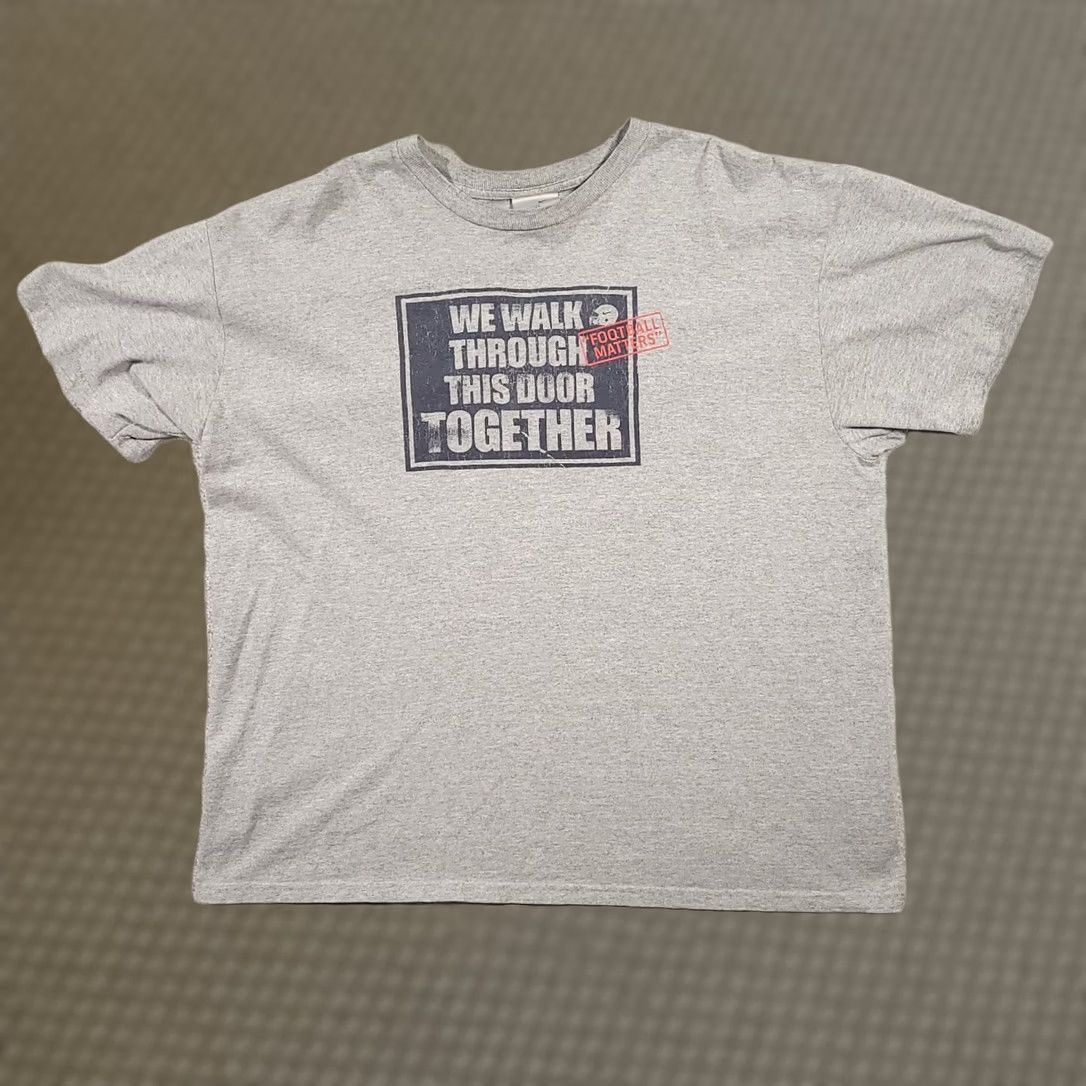 Nike VINTAGE Nike T Shirt Mens XL Gray Football Matters Just Do It Graphic Double Sided Shirt Mens XL Gray Nike Just Do It Football Matters 90s Logo Sports Size US XL / EU 56 / 4 - 1 Thumbnail