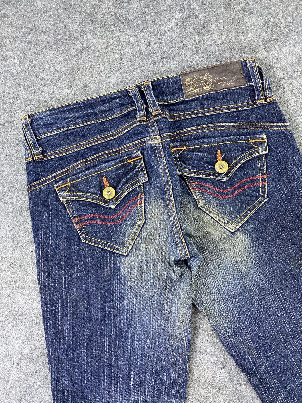 Japanese Brand C-Seventeen Blue Wash flare Jeans - J1016 Size 30" / US 8 / IT 44 - 6 Thumbnail