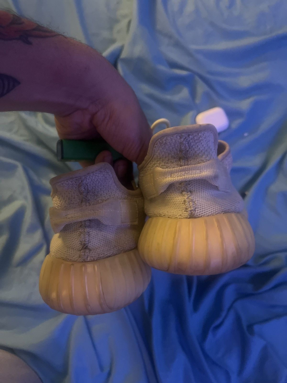 Adidas × Yeezy Yeezy V2 Butters Size US 11 / EU 44 - 6 Thumbnail