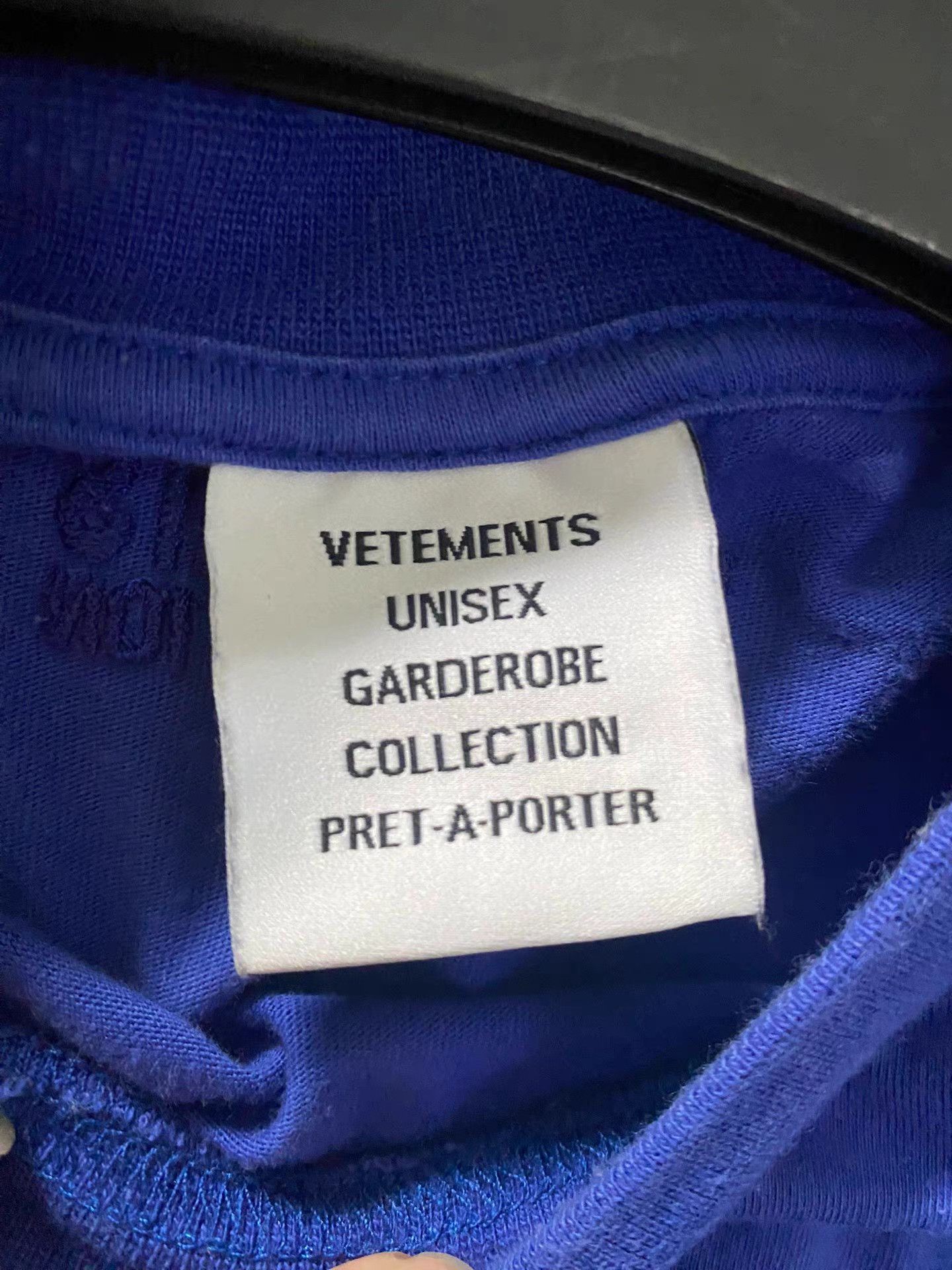 Vetements Vetements signature print T-shirt Size US XS / EU 42 / 0 - 6 Thumbnail