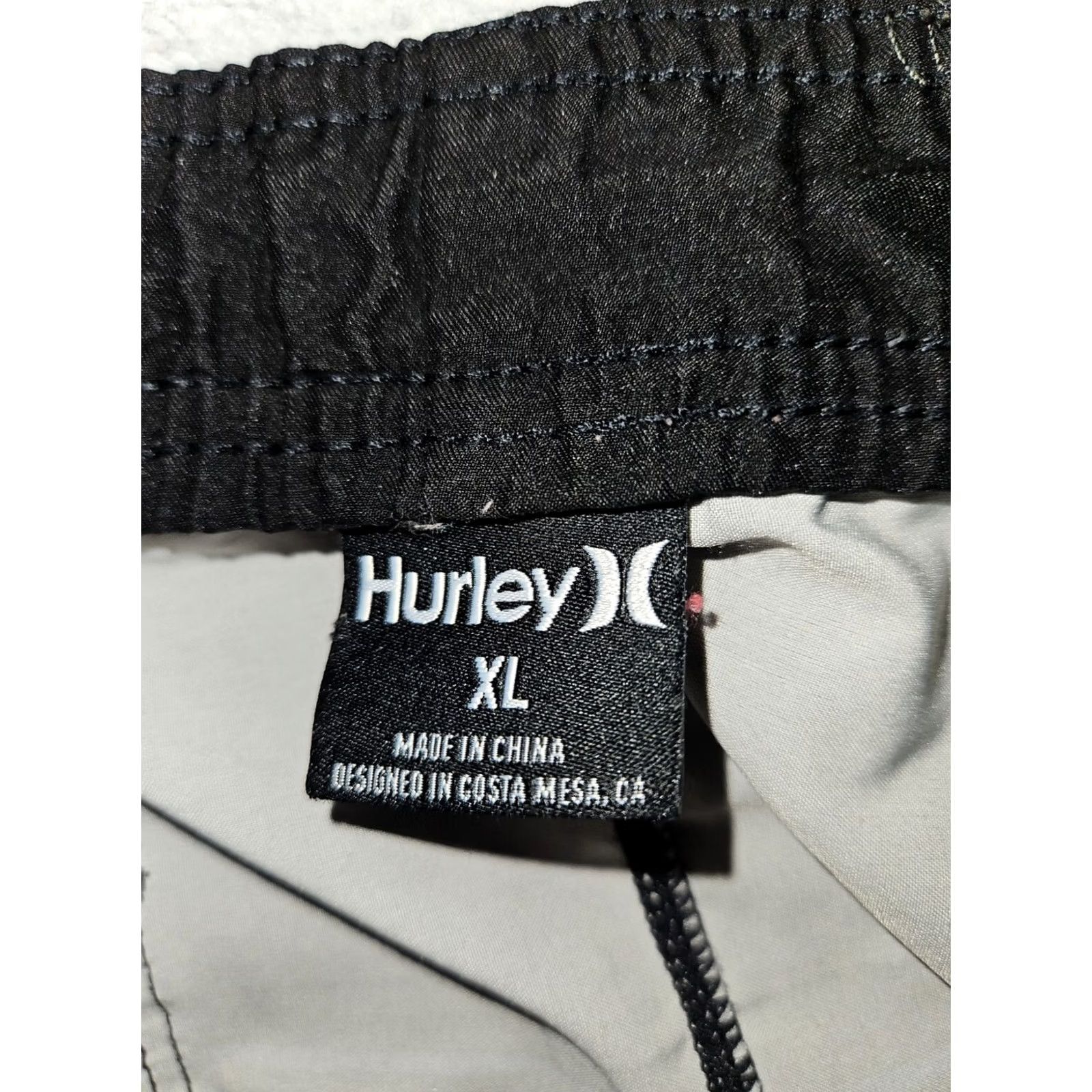 Hurley Hurley Swim Trunks Men XL Black Striped Pockets Drawstring Logo Swimwear Size US 36 / EU 52 - 2 Thumbnail