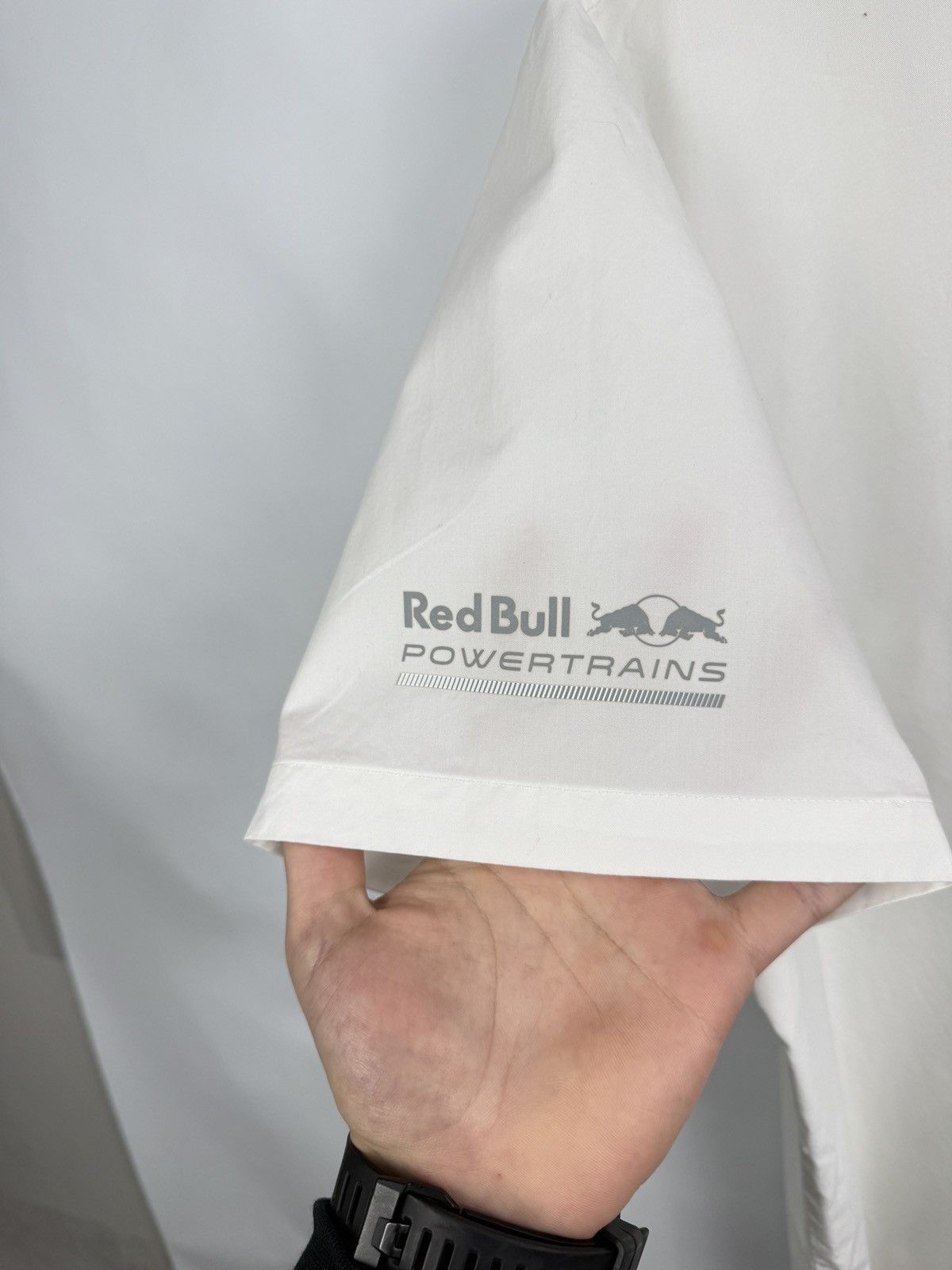 Red Bull 🇦🇹 Castore Oracle Red Bull Racing Team F1 Shirt Formula 1 Y2K Size US XL / EU 56 / 4 - 5 Thumbnail