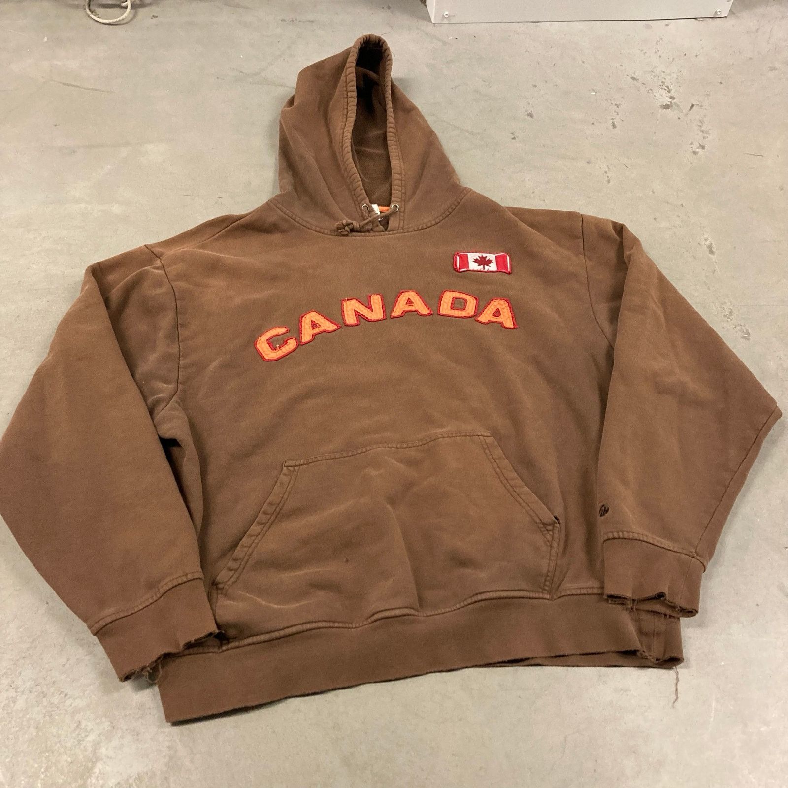 Vintage vintage y2k Canada varsity hoodie Size US L / EU 52-54 / 3 - 1 Thumbnail