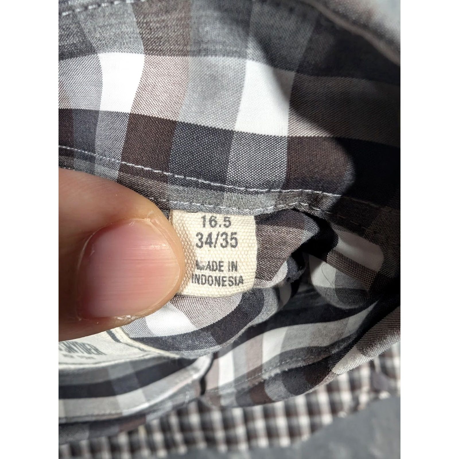 Todd Snyder Todd Snyder Shirt Mens 16.5 34/35 Gray Check Cotton Button Front Long Sleeve Dress Shirt Mens Reg 16.5 Neck 34/35 Sleeve Gray Check Size US XL / EU 56 / 4 - 6 Thumbnail
