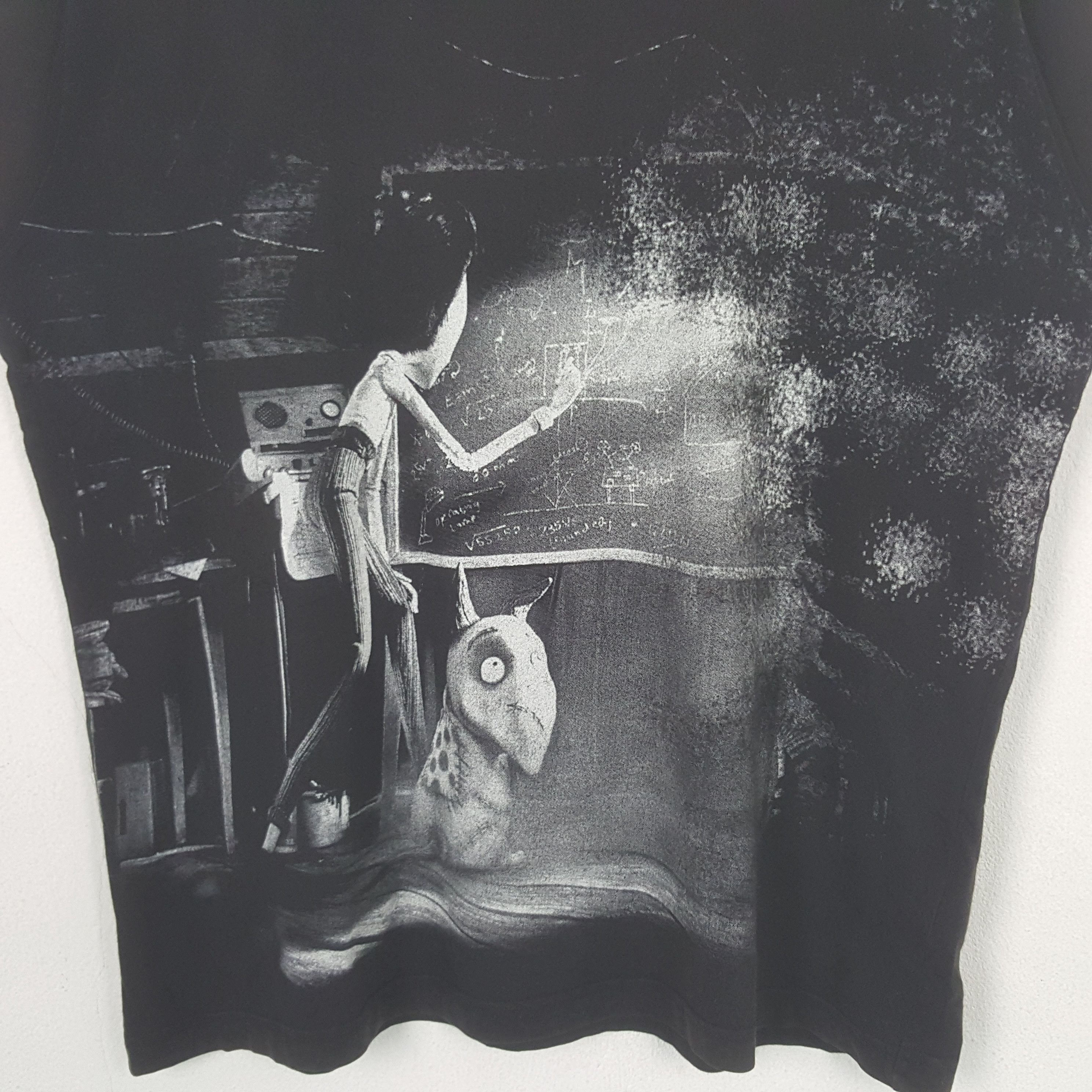Disney Vintage Tim Burton Nightmare Before Christmas Tshirt RR26 Size US XL / EU 56 / 4 - 2 Thumbnail